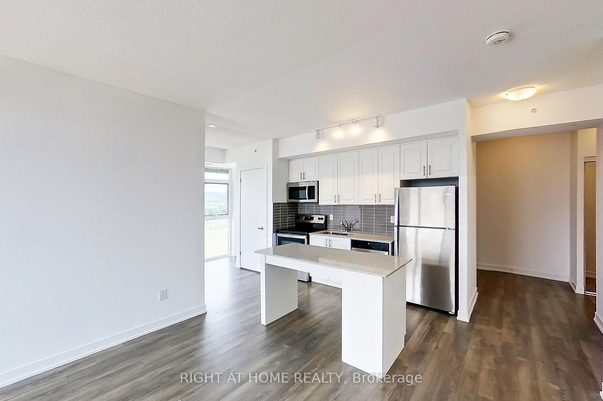 Photo 9 of Unit 1208, 550 North Service Road, Grimsby, Grimsby Beach — HOMEH
