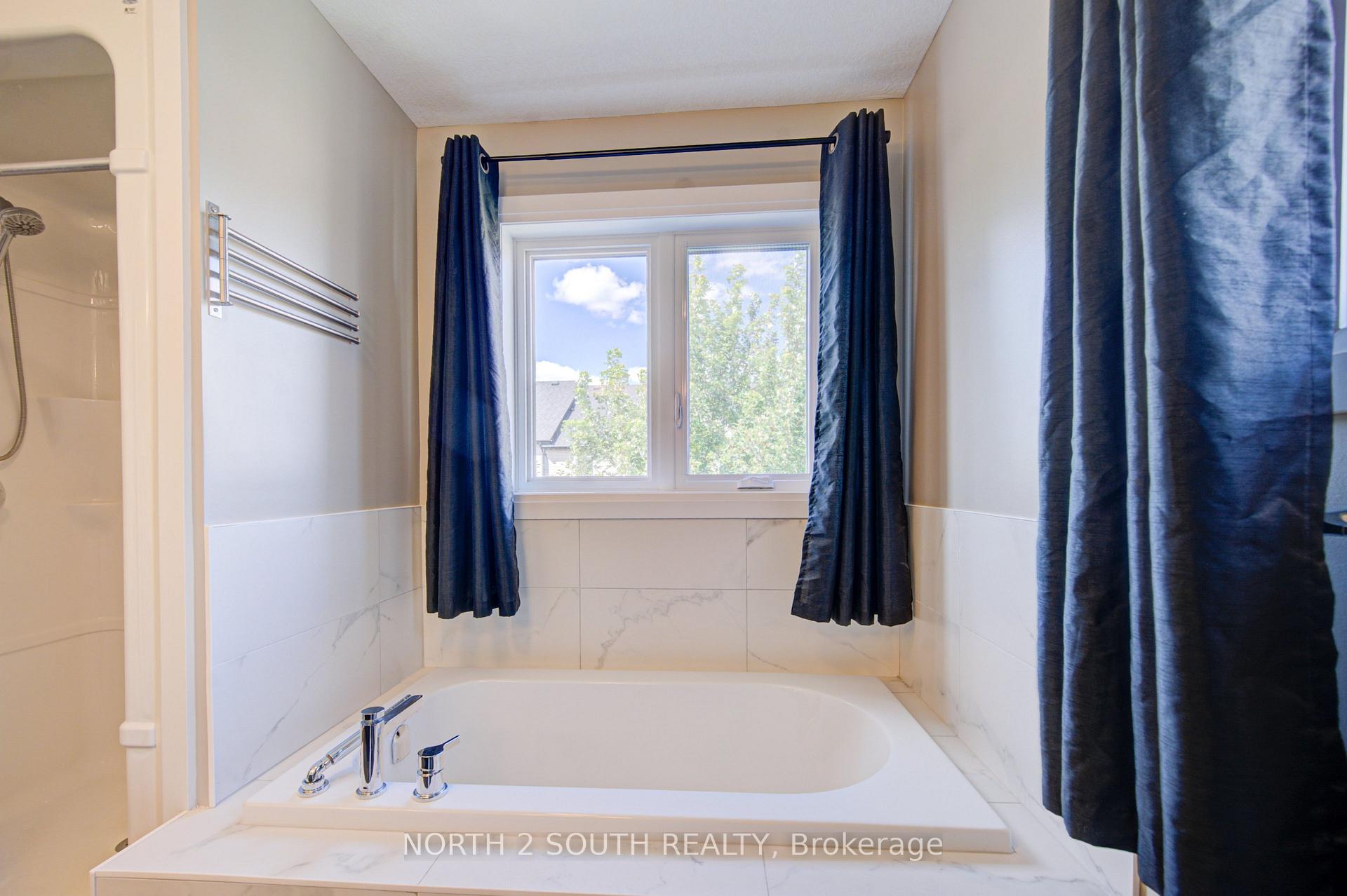 Photo 33 of 11 Oldham Avenue, Brant, Paris — HOMEH