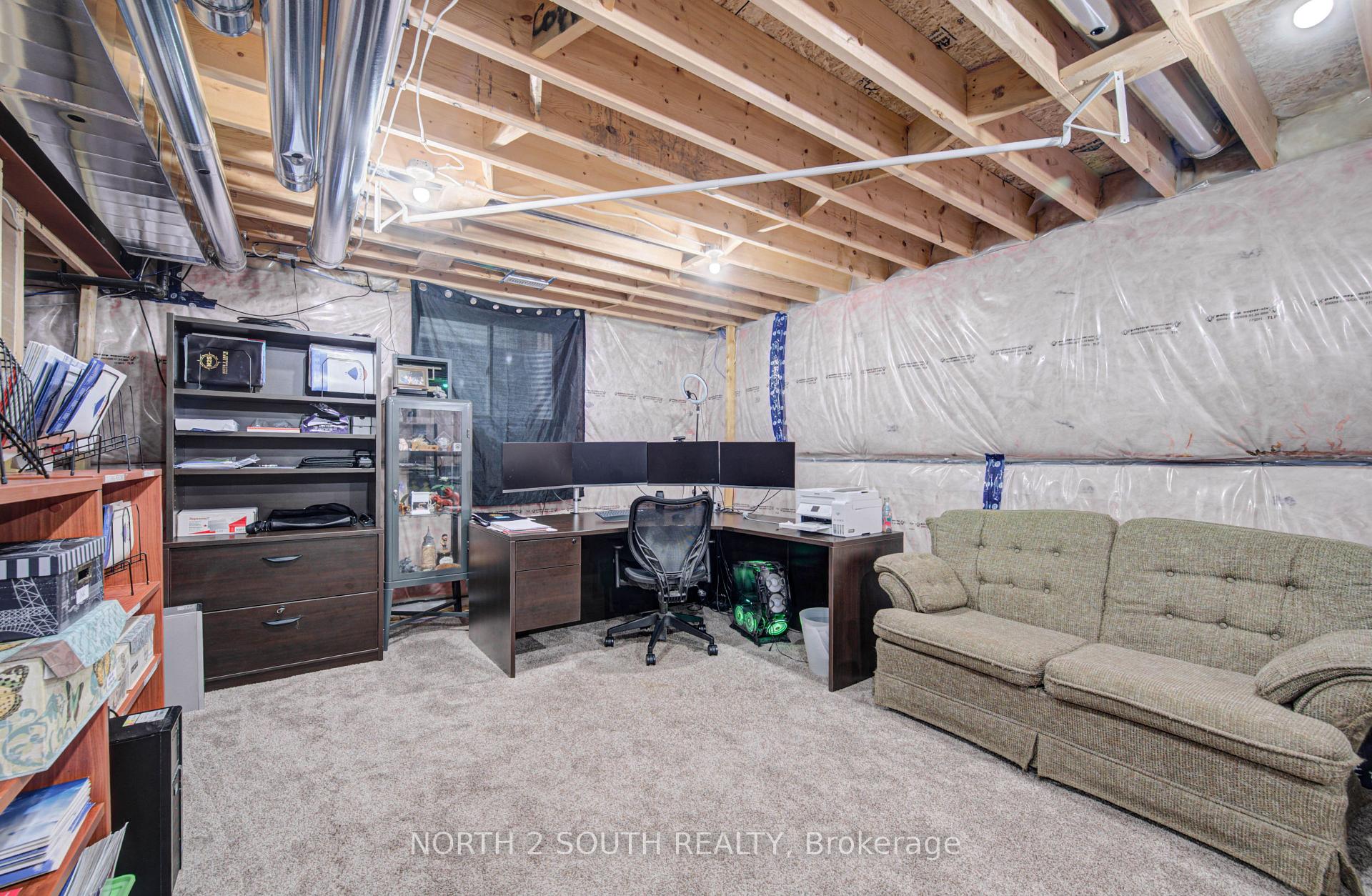 Photo 49 of 11 Oldham Avenue, Brant, Paris — HOMEH