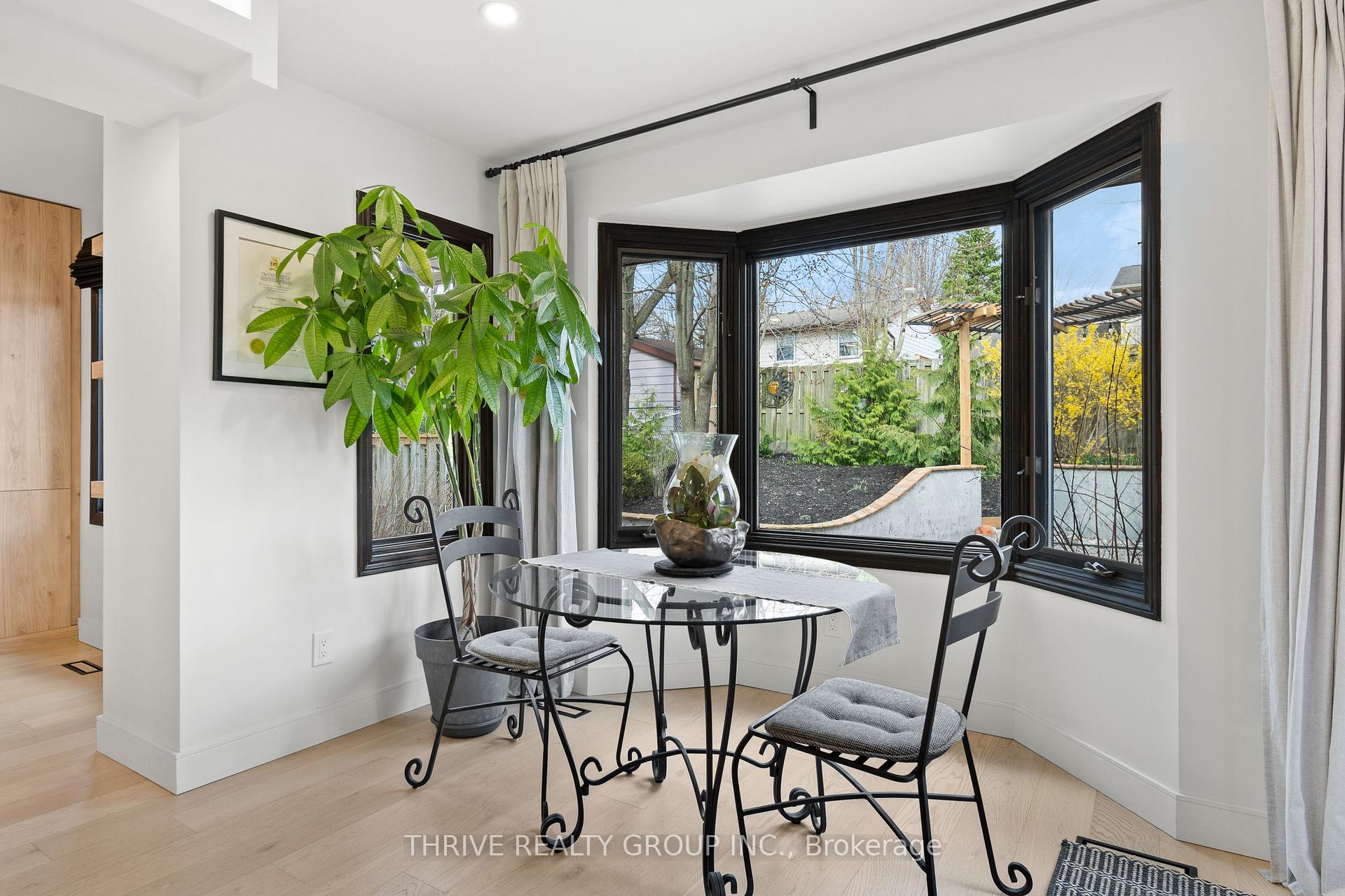 Photo 8 of 241 Andover Drive, London, South O — HOMEH