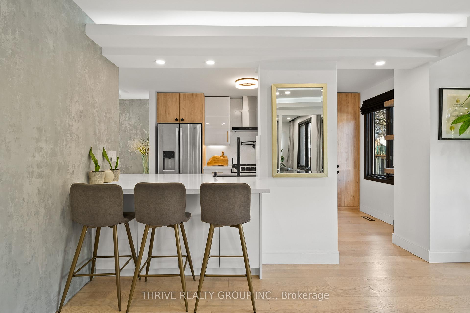Photo 9 of 241 Andover Drive, London, South O — HOMEH
