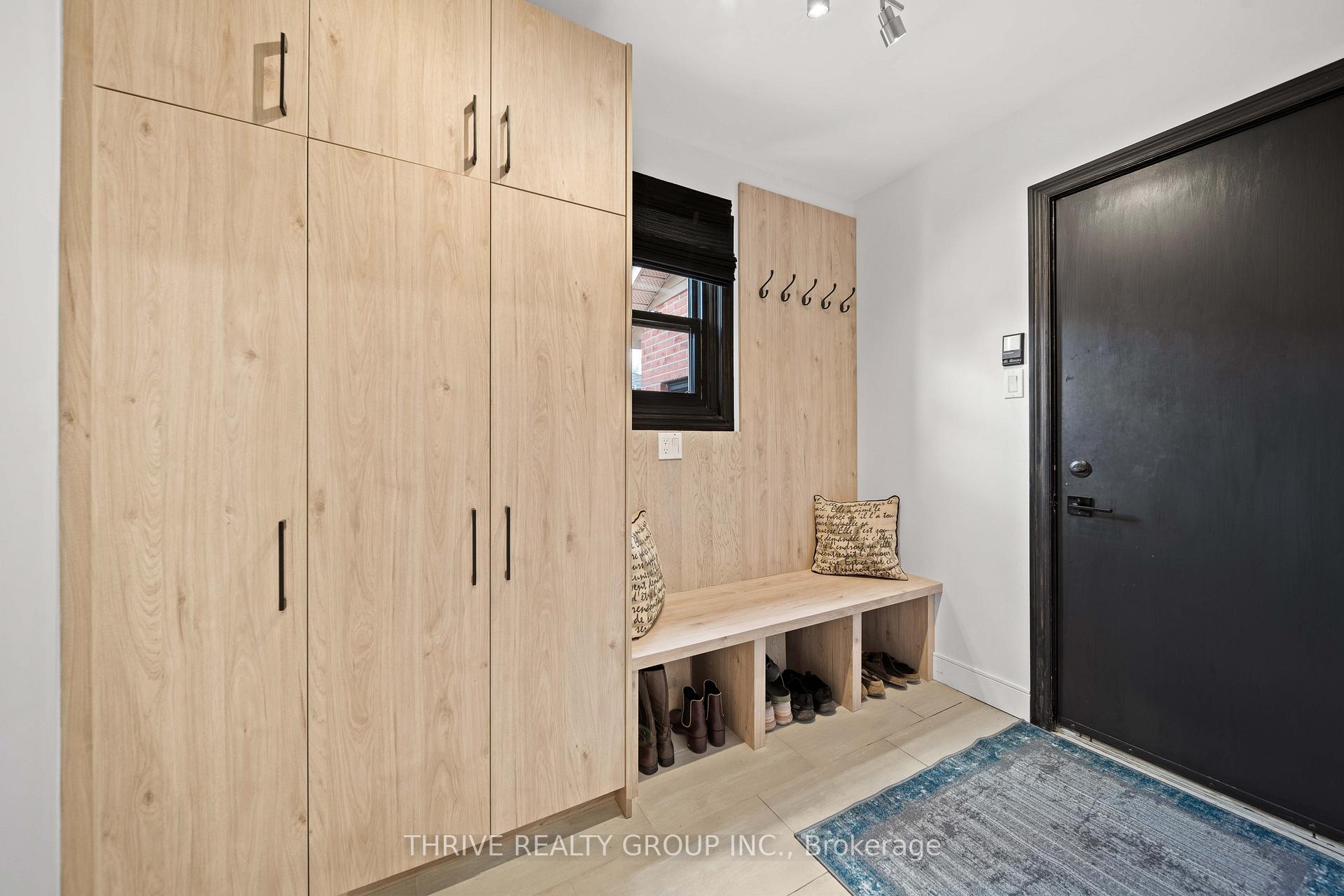 Photo 20 of 241 Andover Drive, London, South O — HOMEH
