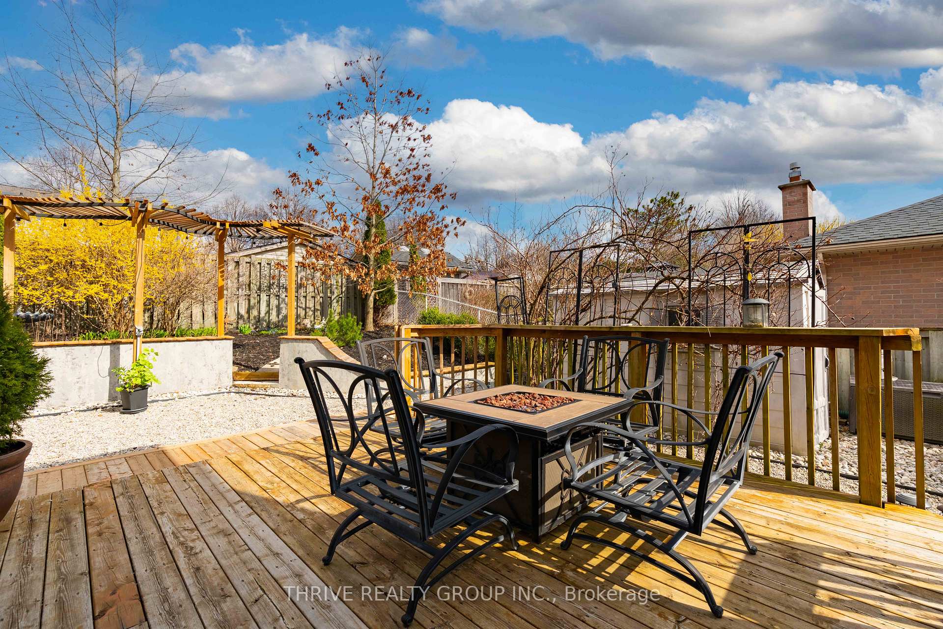 Photo 44 of 241 Andover Drive, London, South O — HOMEH