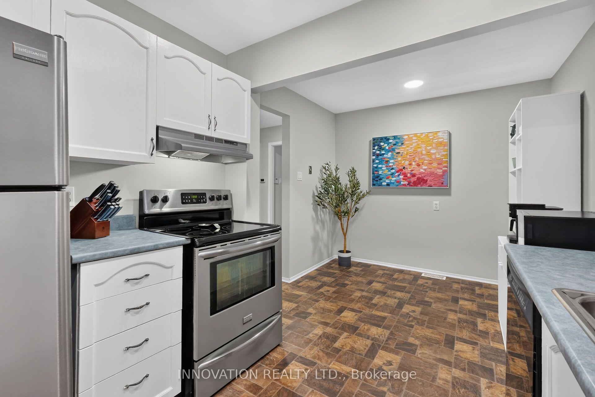 Photo 9 of 6429 Timothy Court, Ottawa, Convent Glen North — HOMEH