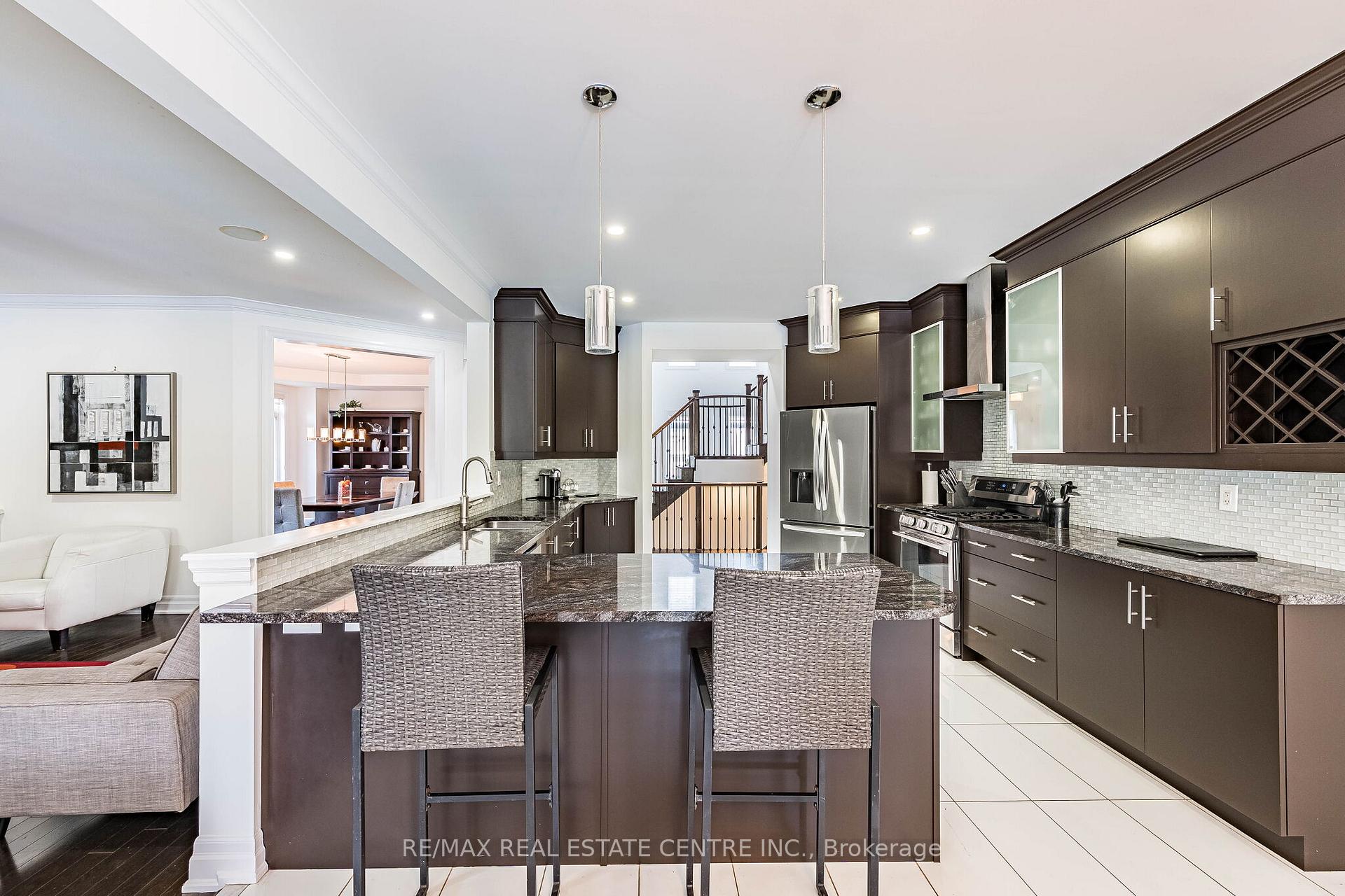Photo 17 of 40 Cachet Court, Brampton, Credit Valley — HOMEH