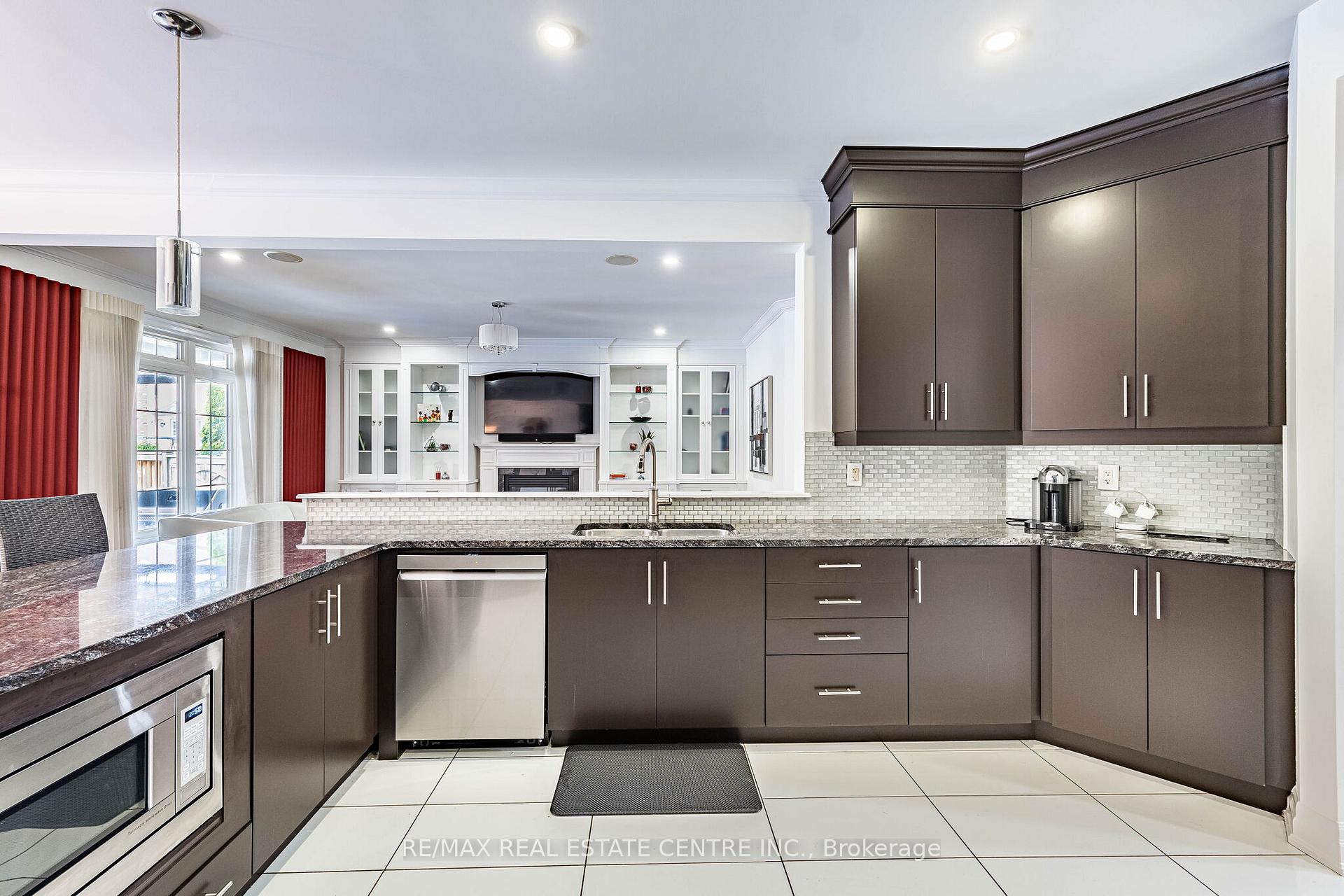 Photo 19 of 40 Cachet Court, Brampton, Credit Valley — HOMEH