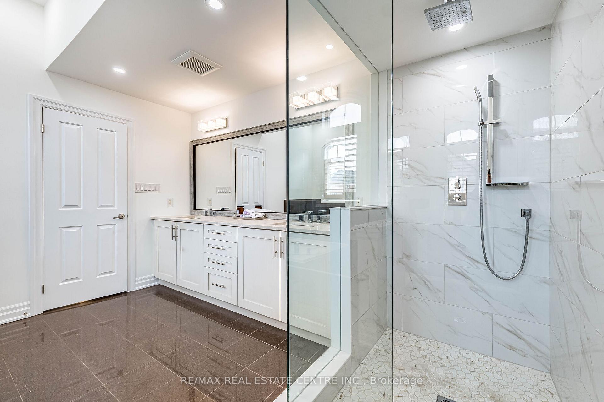 Photo 29 of 40 Cachet Court, Brampton, Credit Valley — HOMEH