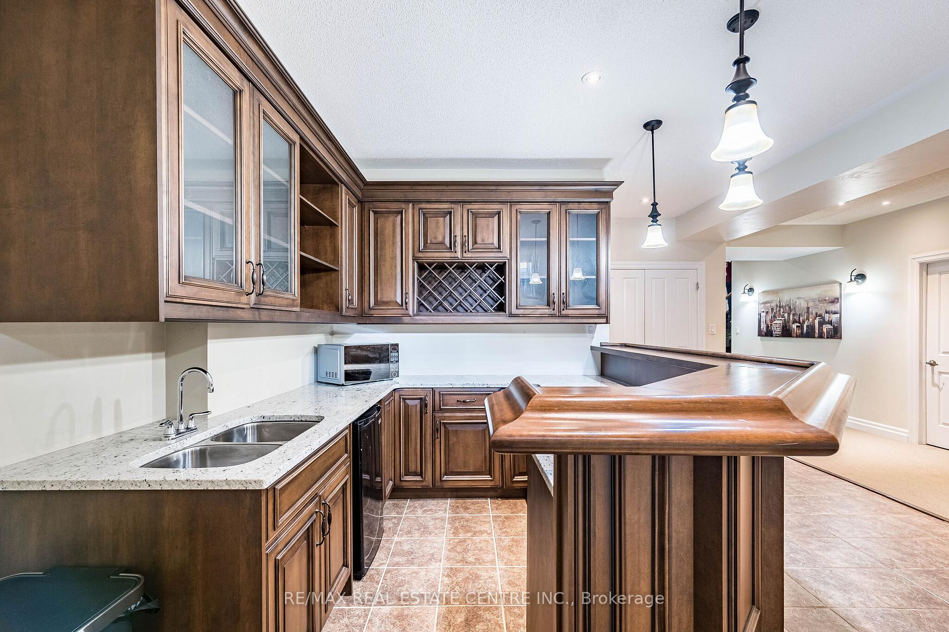 Photo 39 of 40 Cachet Court, Brampton, Credit Valley — HOMEH