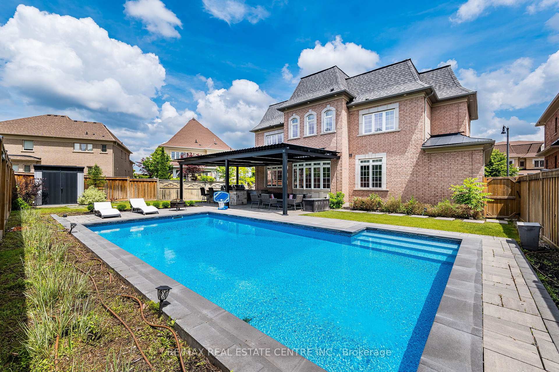 Photo 48 of 40 Cachet Court, Brampton, Credit Valley — HOMEH