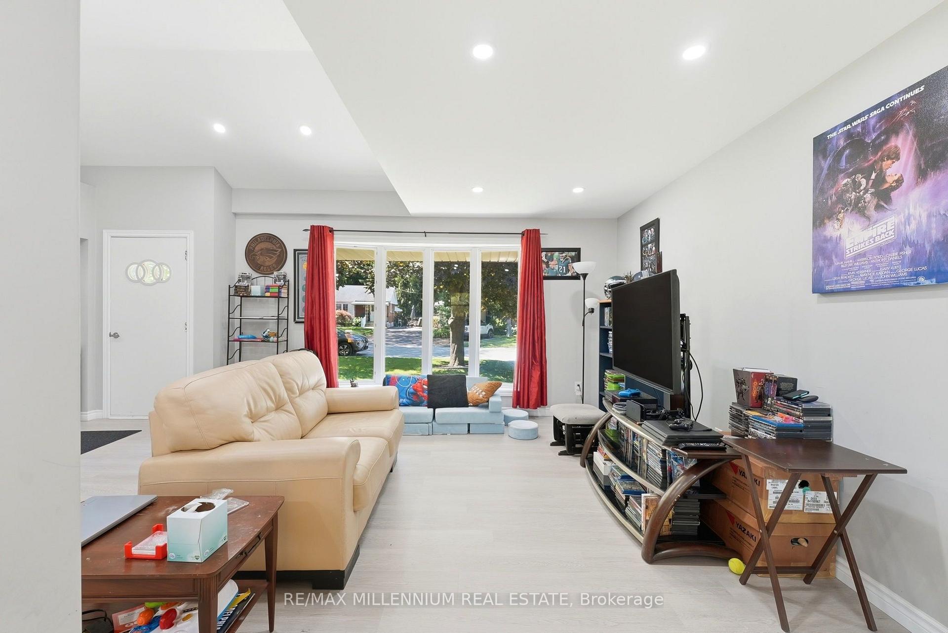 Photo 8 of 22 Montgomery Road, St. Thomas — HOMEH