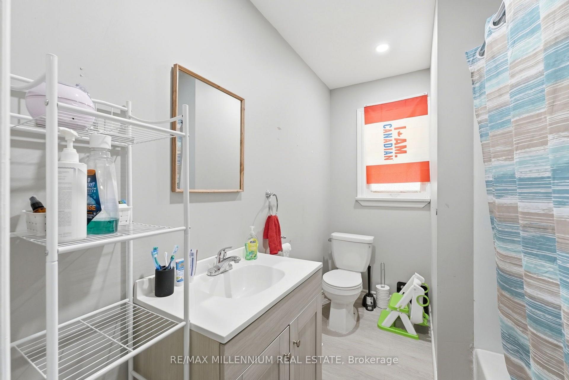 Photo 15 of 22 Montgomery Road, St. Thomas — HOMEH
