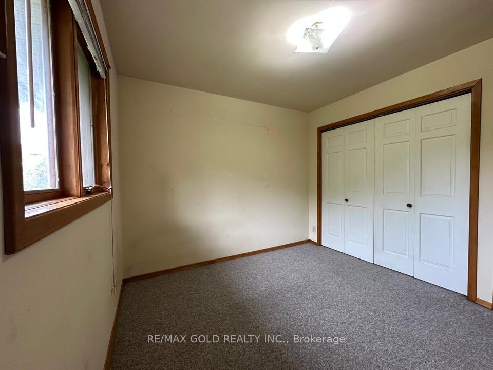 Photo 8 of 1711 Hansuld Street, London, East E — HOMEH