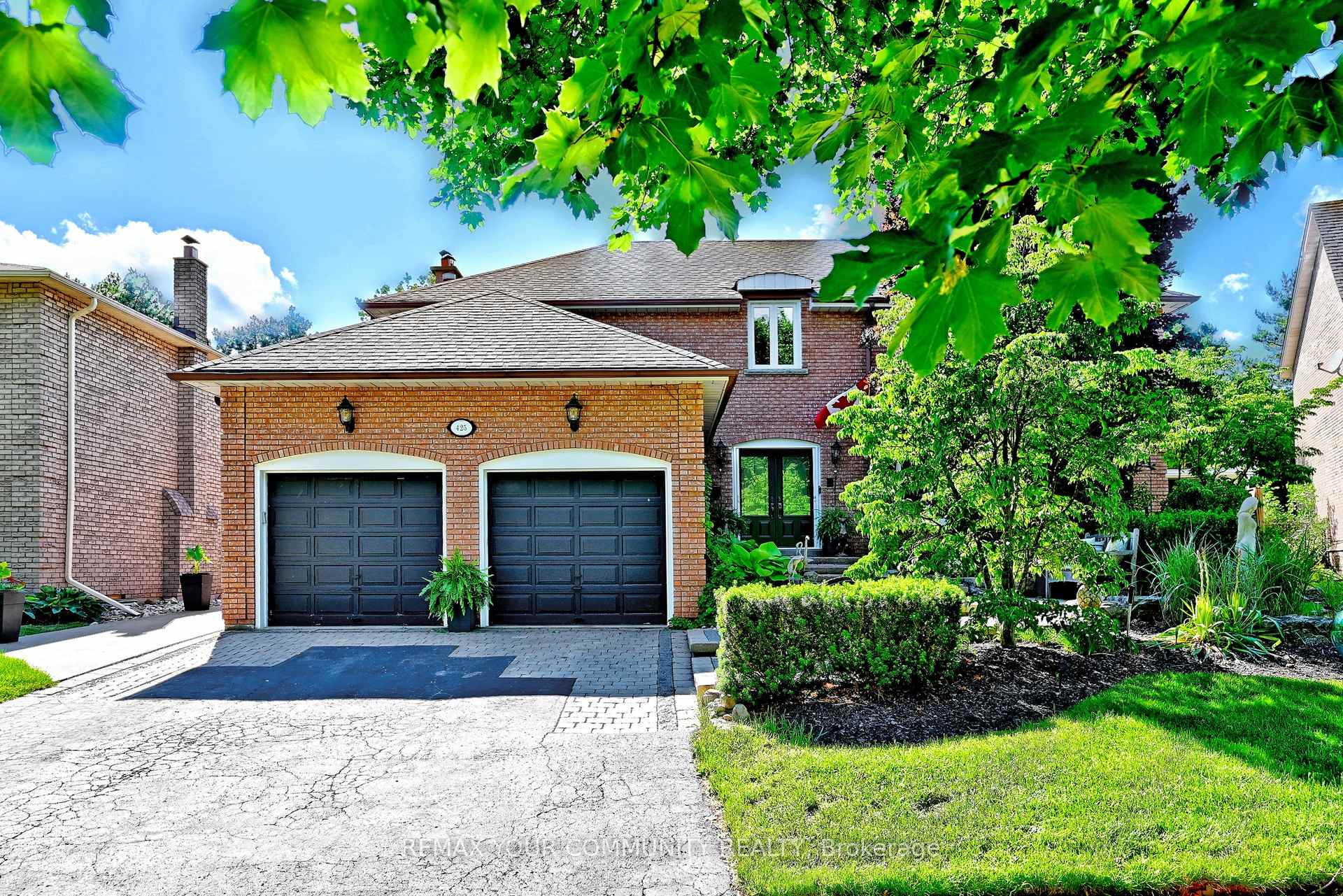 Photo 1 of 425 Easy Street, Richmond Hill, Mill Pond — HOMEH