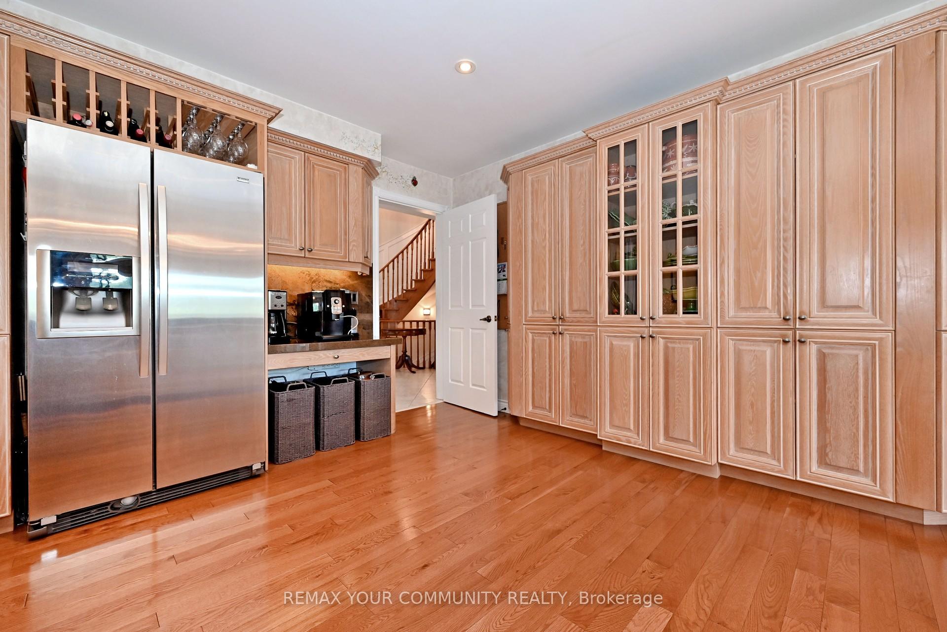 Photo 12 of 425 Easy Street, Richmond Hill, Mill Pond — HOMEH