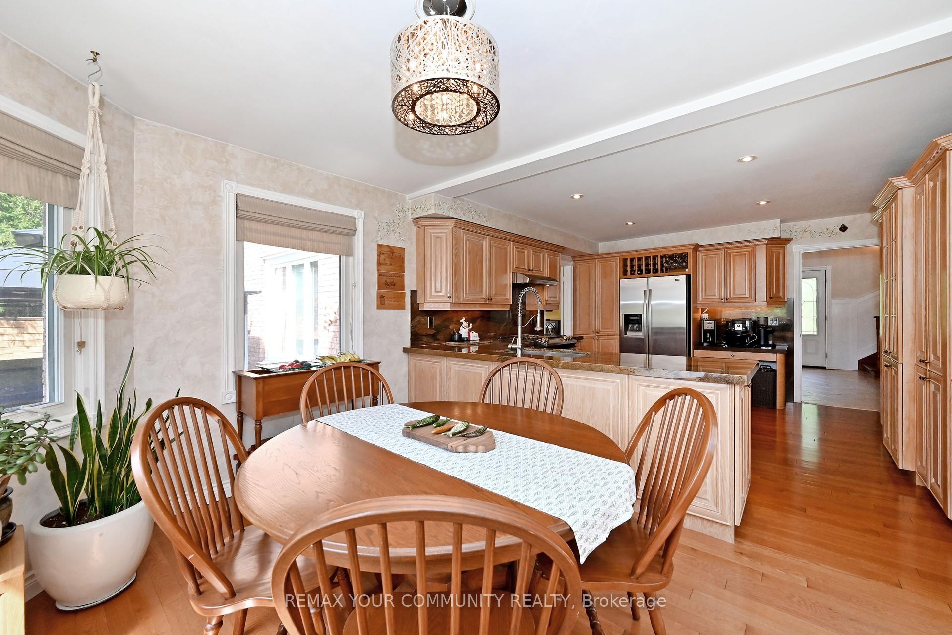 Photo 13 of 425 Easy Street, Richmond Hill, Mill Pond — HOMEH