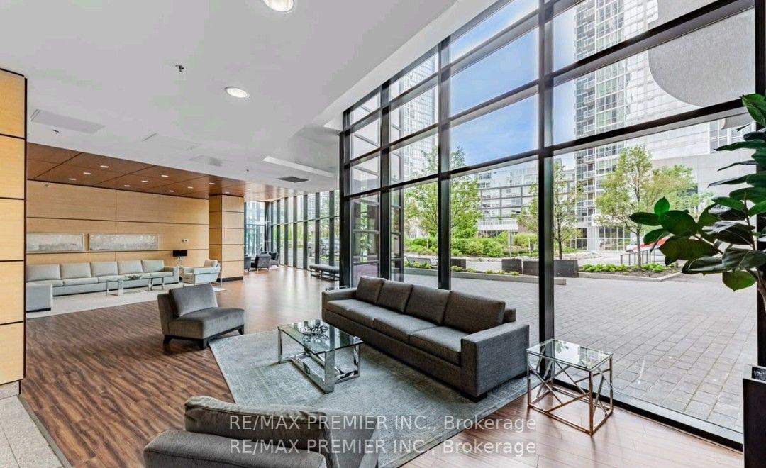 Photo 3 of Unit 1106, 2900 Highway 7 Road, Vaughan, Concord — HOMEH
