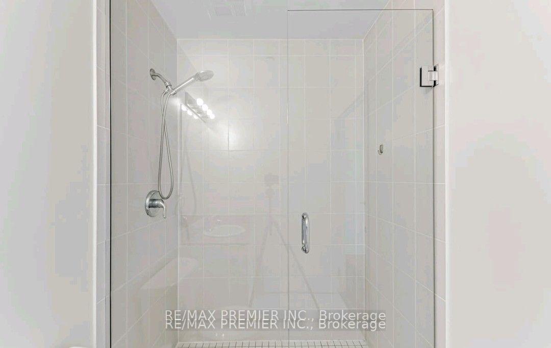 Photo 16 of Unit 1106, 2900 Highway 7 Road, Vaughan, Concord — HOMEH