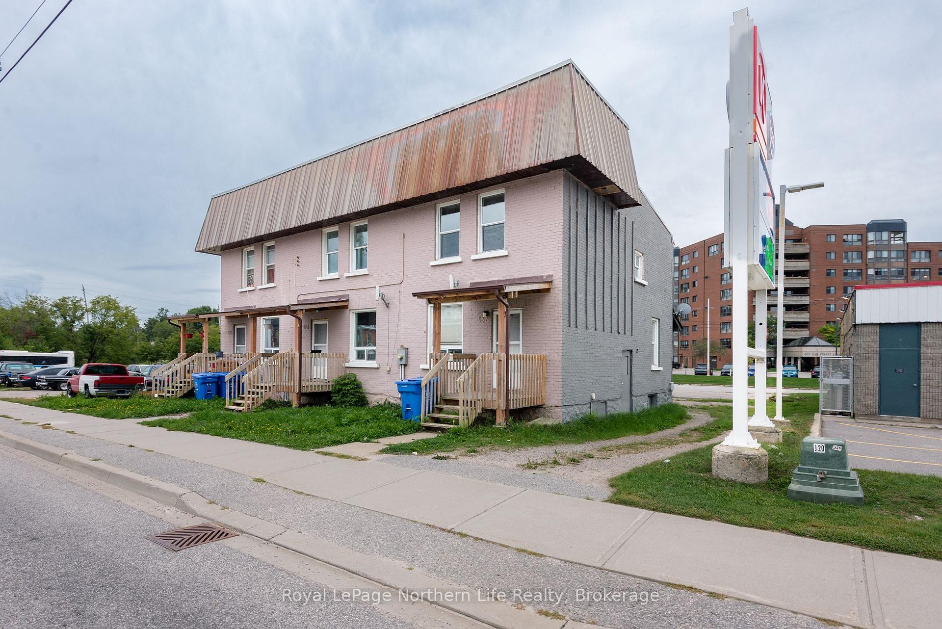 Photo 4 of 645 Main Street E, North Bay, Central — HOMEH