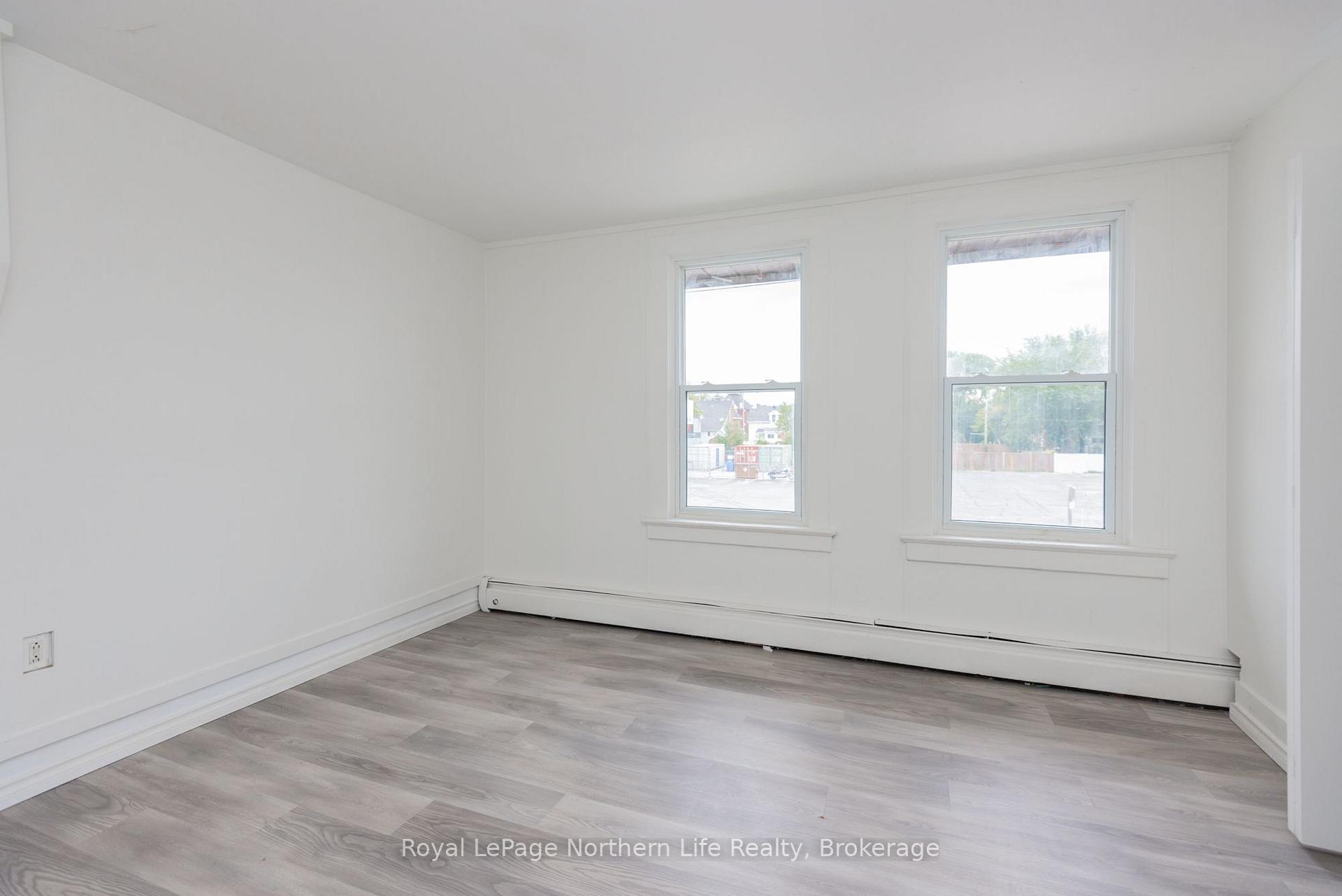 Photo 16 of 645 Main Street E, North Bay, Central — HOMEH