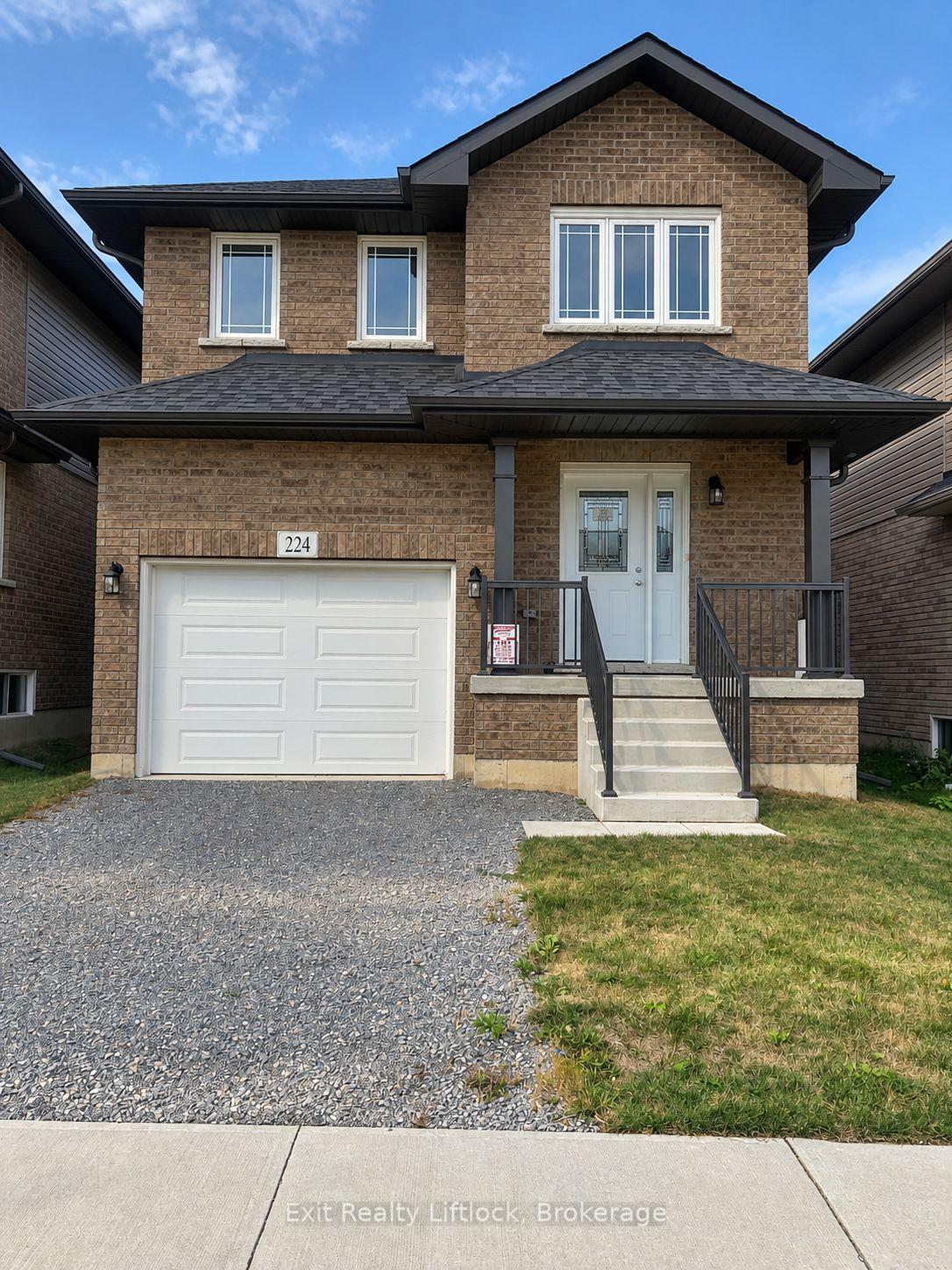 Photo 2 of 224 O'Neil Street, Peterborough, Monaghan Ward 2 — HOMEH