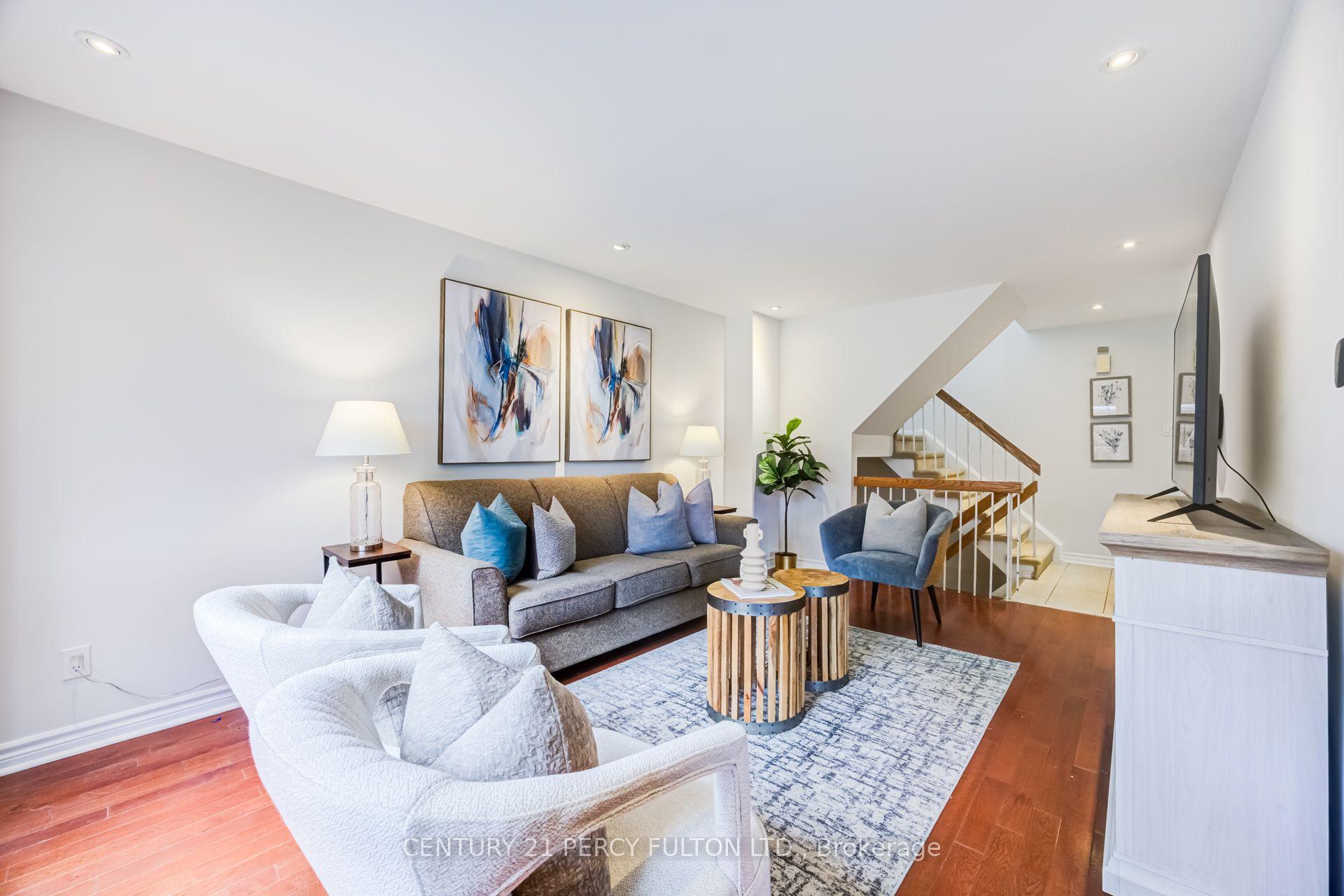 Photo 4 of 608 Beckworth Square, Pickering, Amberlea — HOMEH