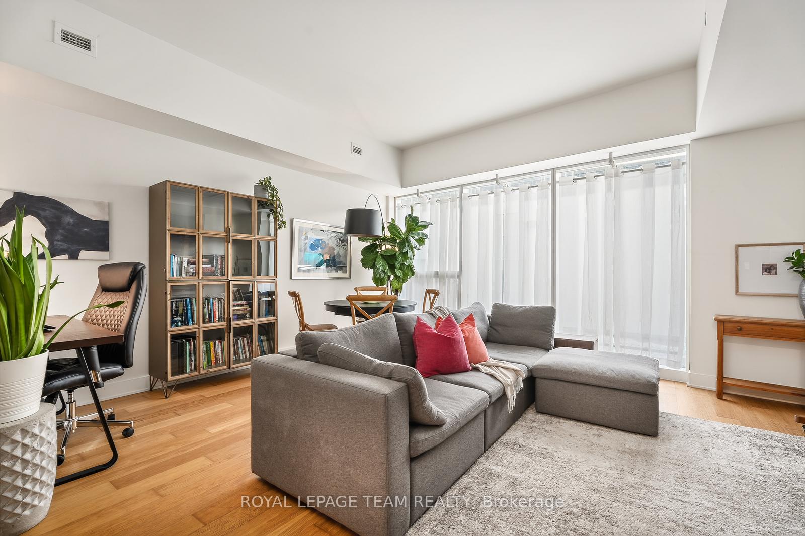 Photo 4 of Unit 103, 485 Richmond Road, Ottawa, Westboro West — HOMEH