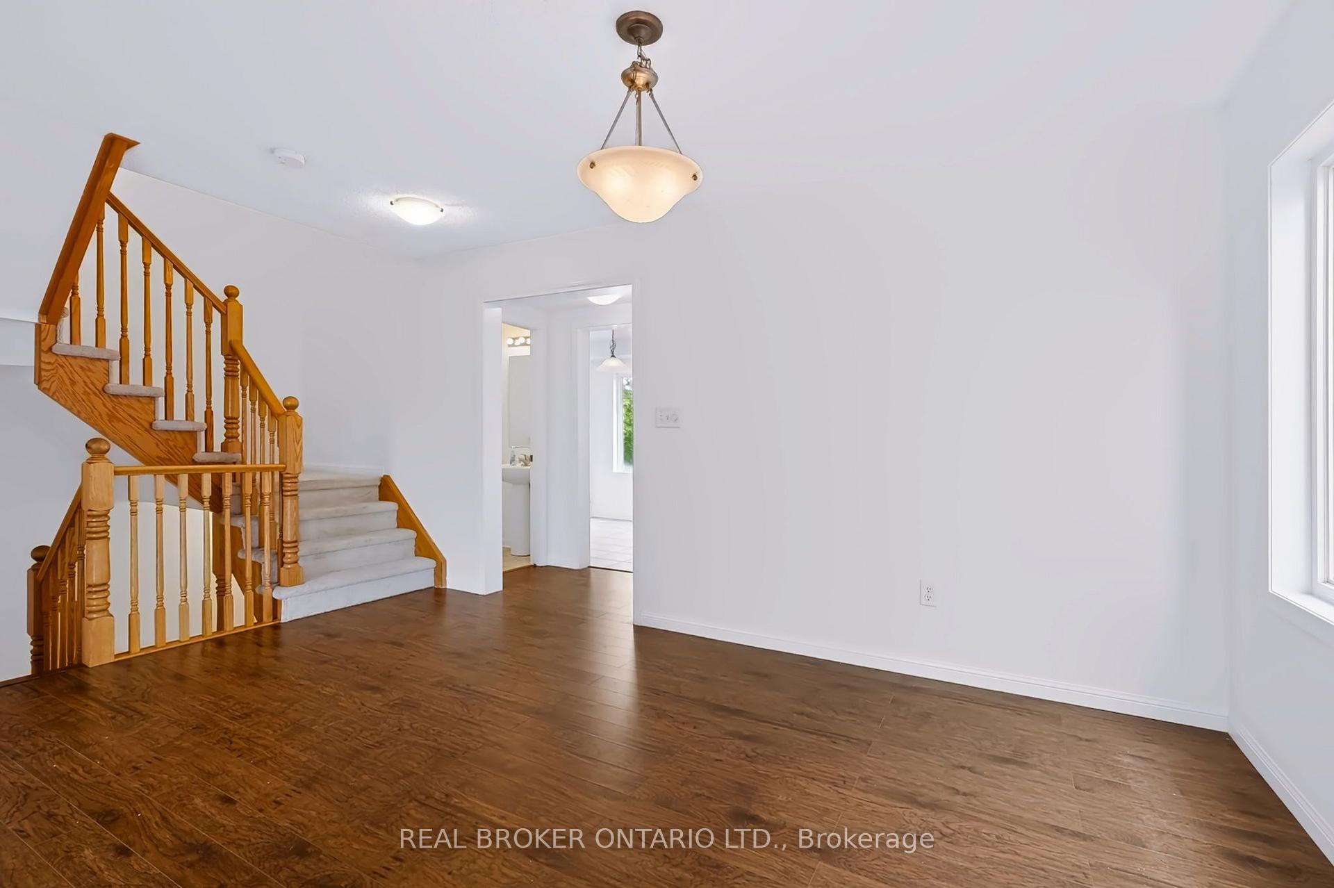 Photo 11 of Unit 28, 3050 Rotary Way, Burlington, Alton — HOMEH