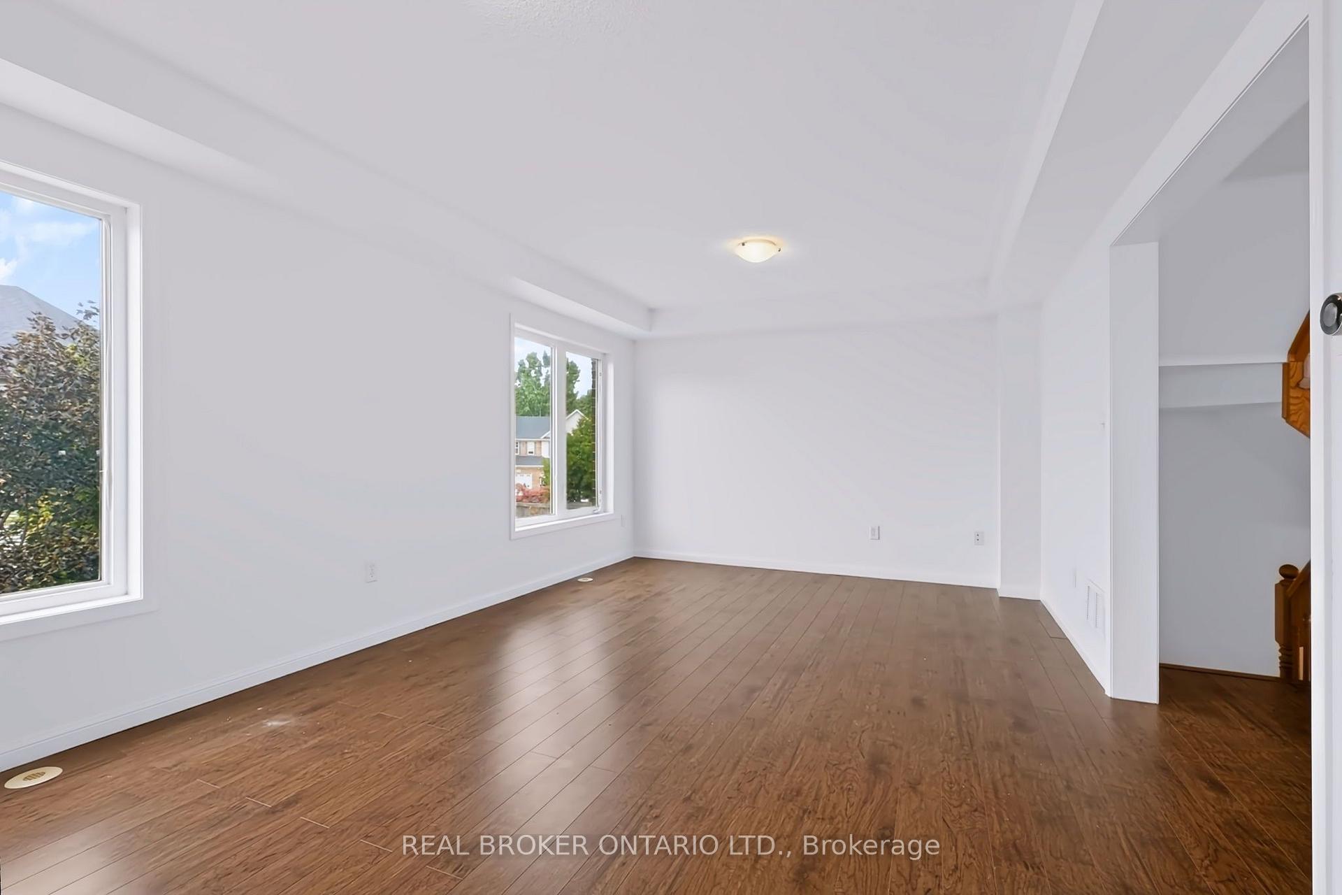 Photo 13 of Unit 28, 3050 Rotary Way, Burlington, Alton — HOMEH