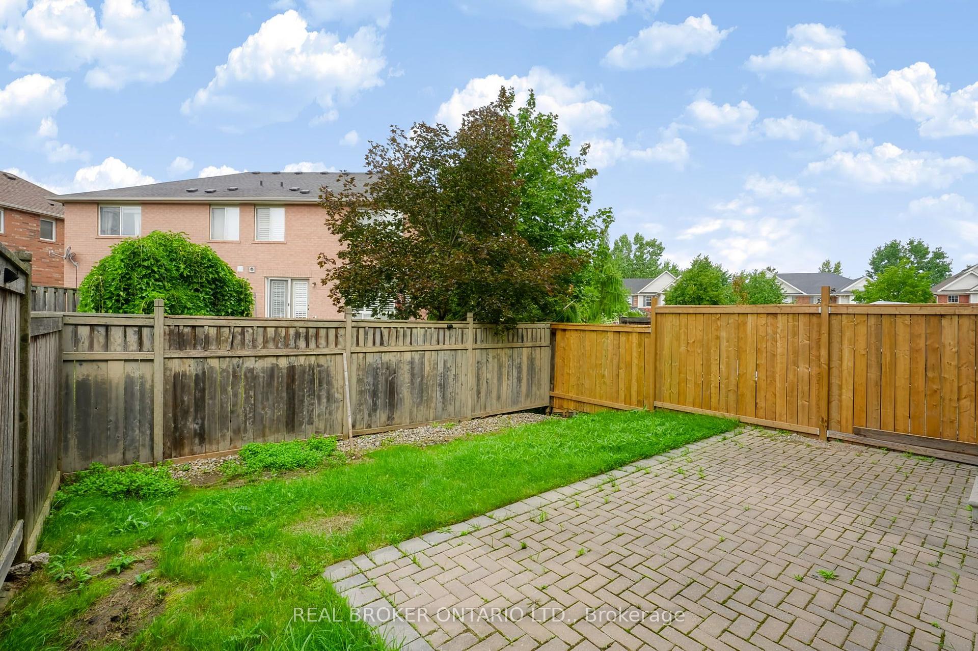 Photo 37 of Unit 28, 3050 Rotary Way, Burlington, Alton — HOMEH