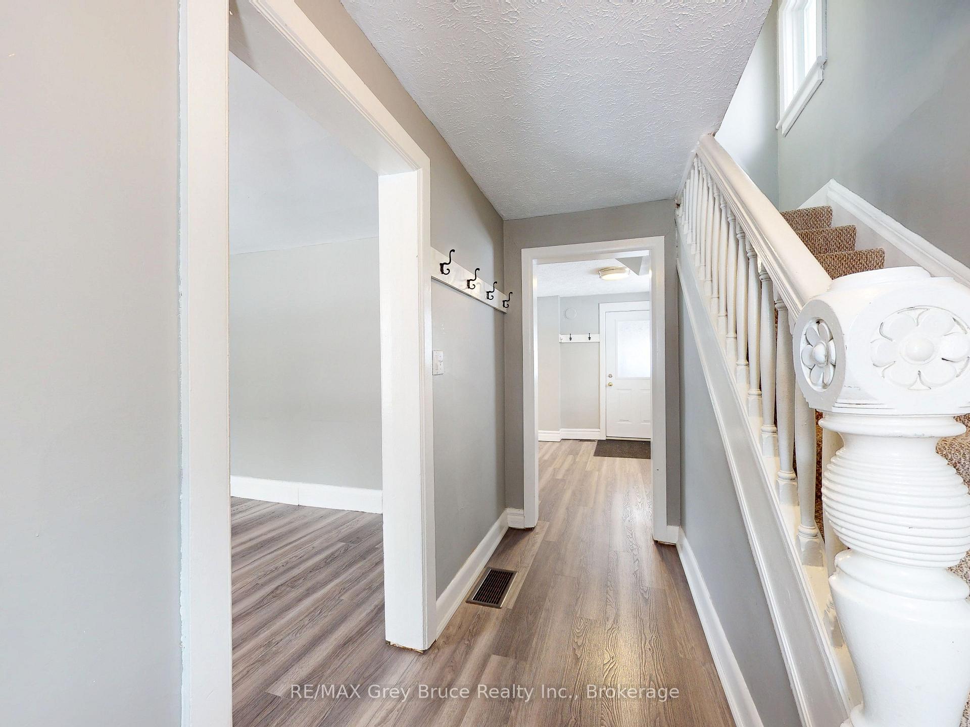 Photo 15 of 690 8th Street E, Owen Sound — HOMEH