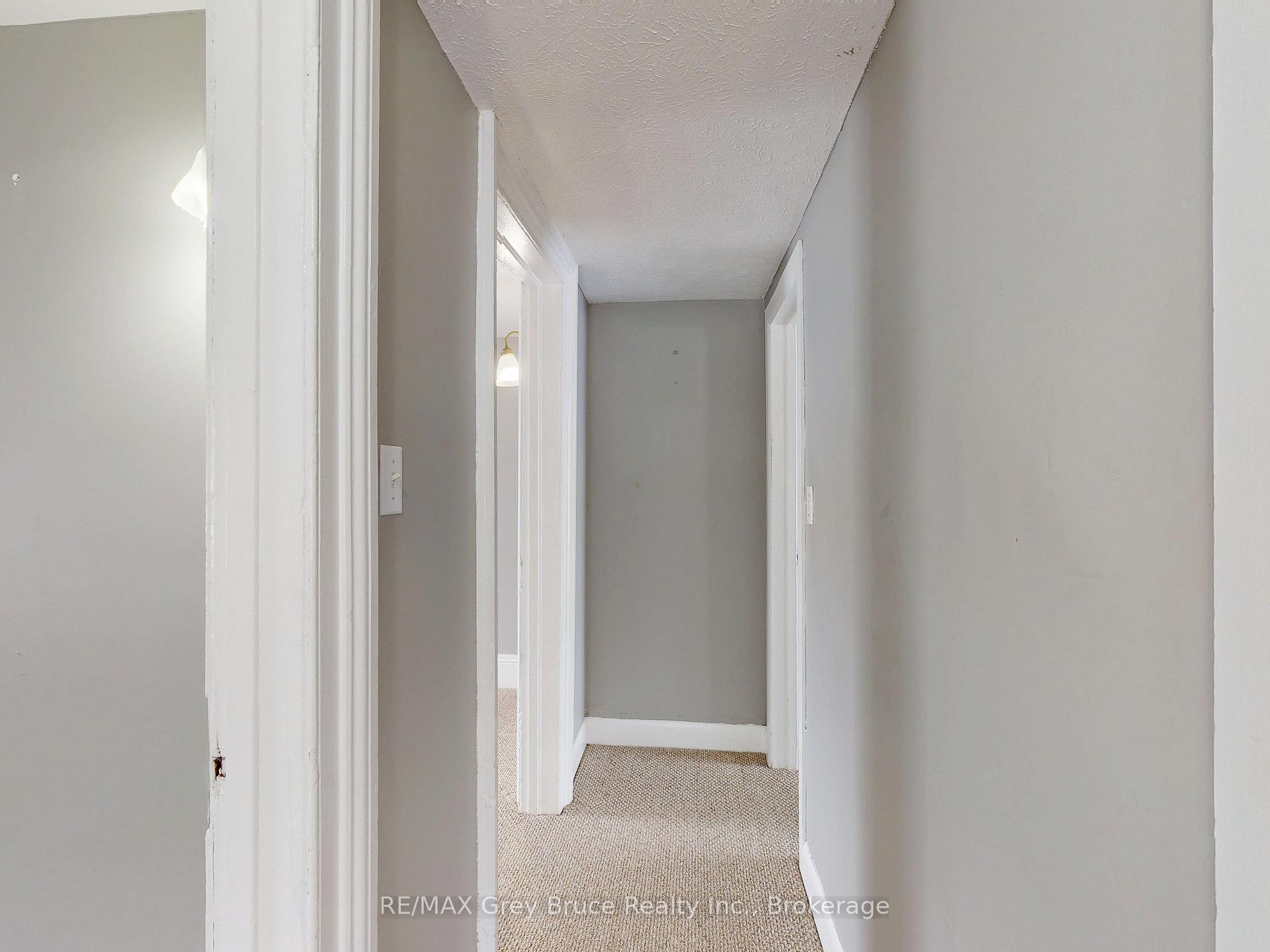 Photo 17 of 690 8th Street E, Owen Sound — HOMEH