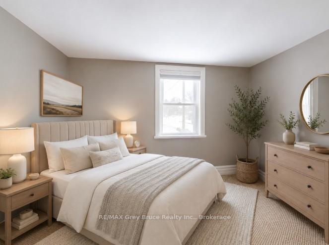 Photo 23 of 690 8th Street E, Owen Sound — HOMEH