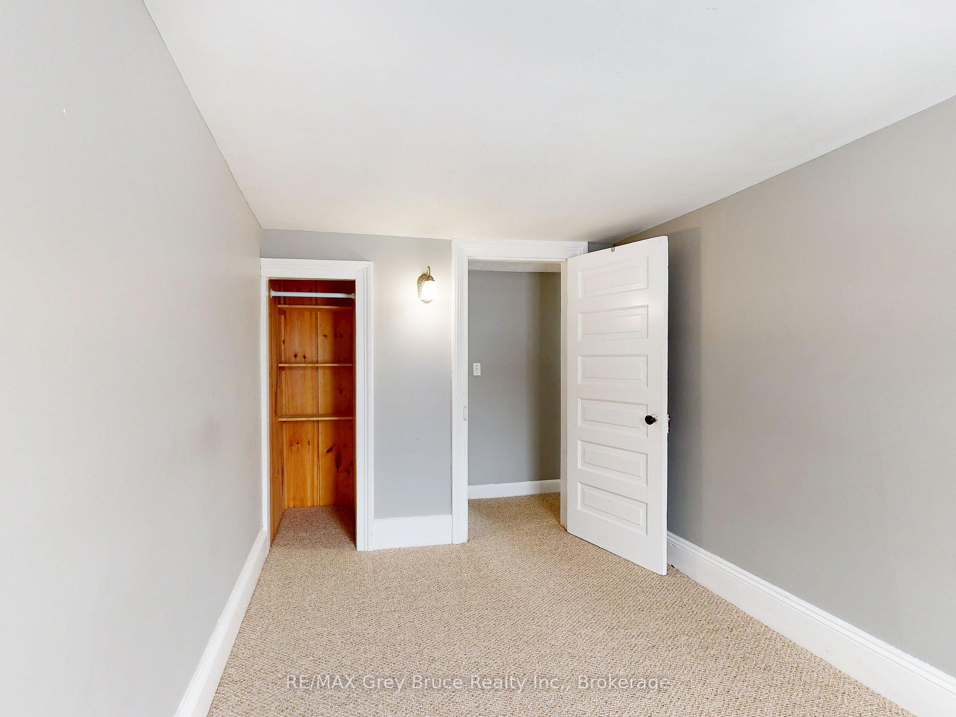 Photo 26 of 690 8th Street E, Owen Sound — HOMEH