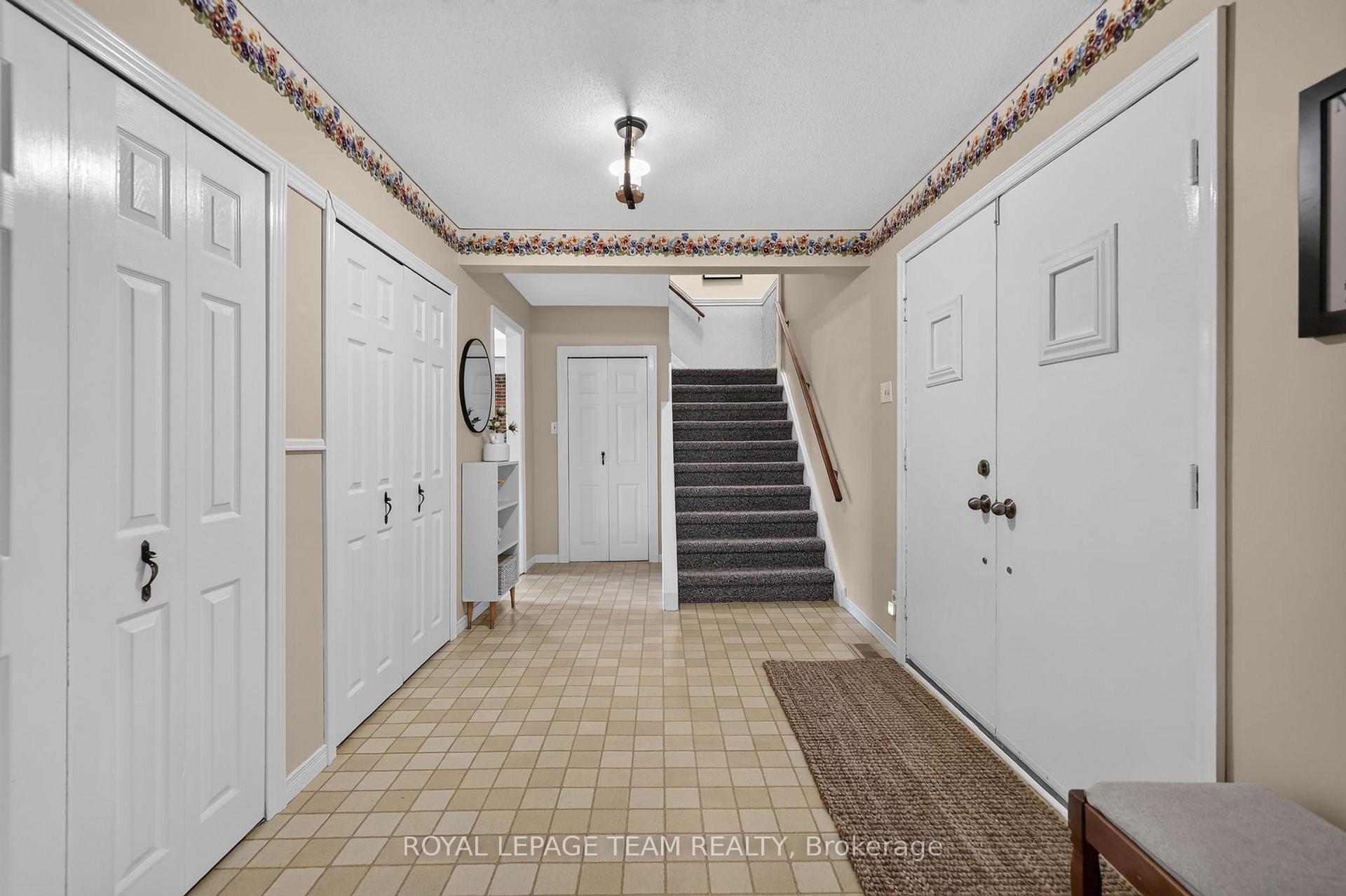 Photo 5 of 5584 First Line Road, Ottawa, Manotick South to Roger Stevens — HOMEH