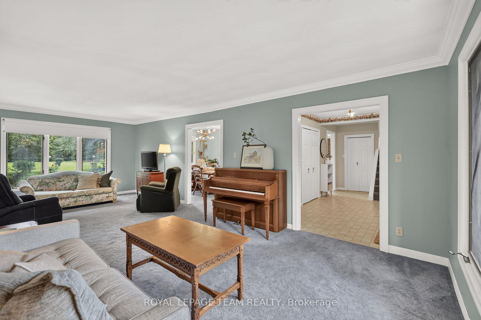 Photo 8 of 5584 First Line Road, Ottawa, Manotick South to Roger Stevens — HOMEH