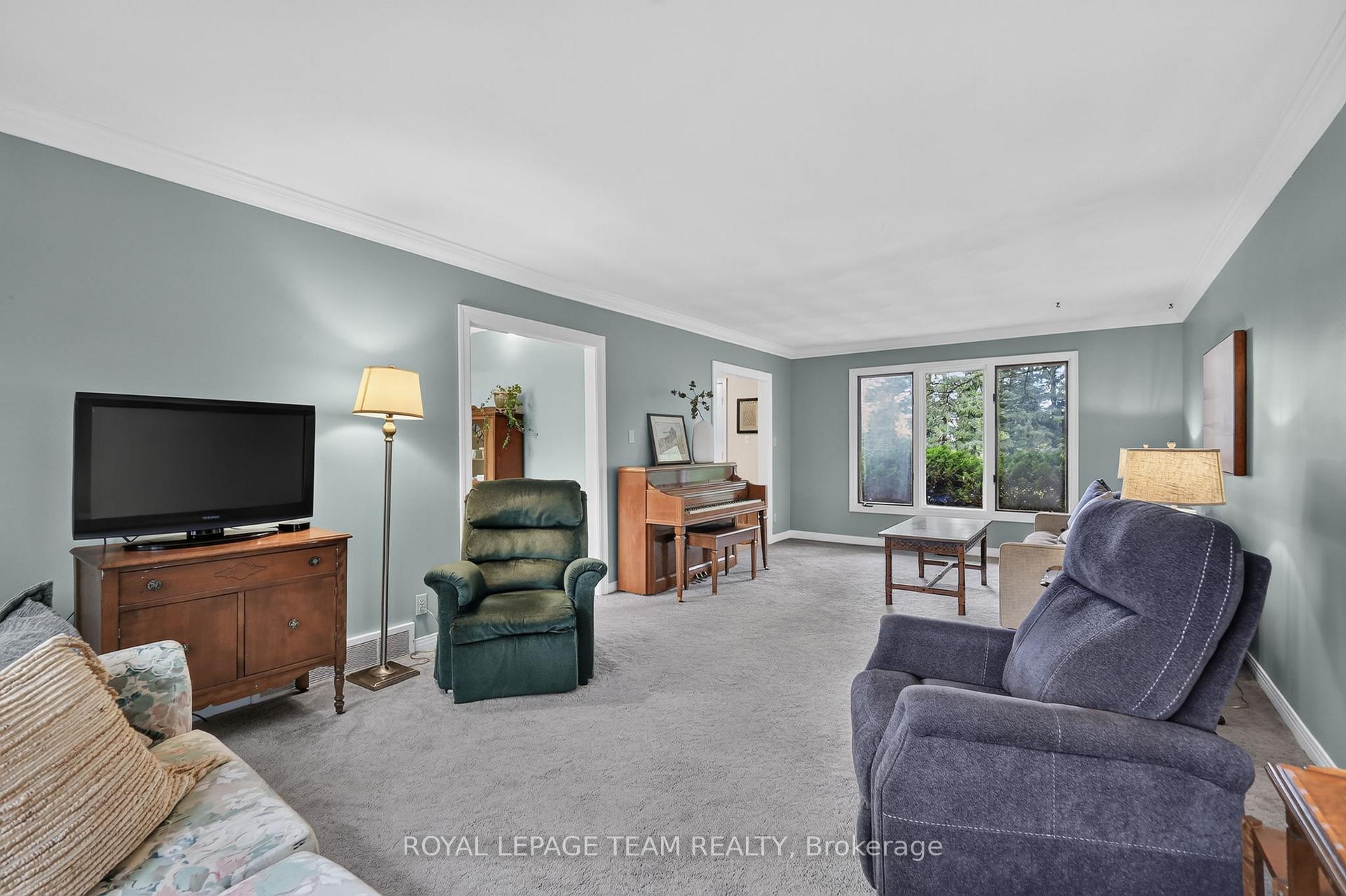Photo 9 of 5584 First Line Road, Ottawa, Manotick South to Roger Stevens — HOMEH