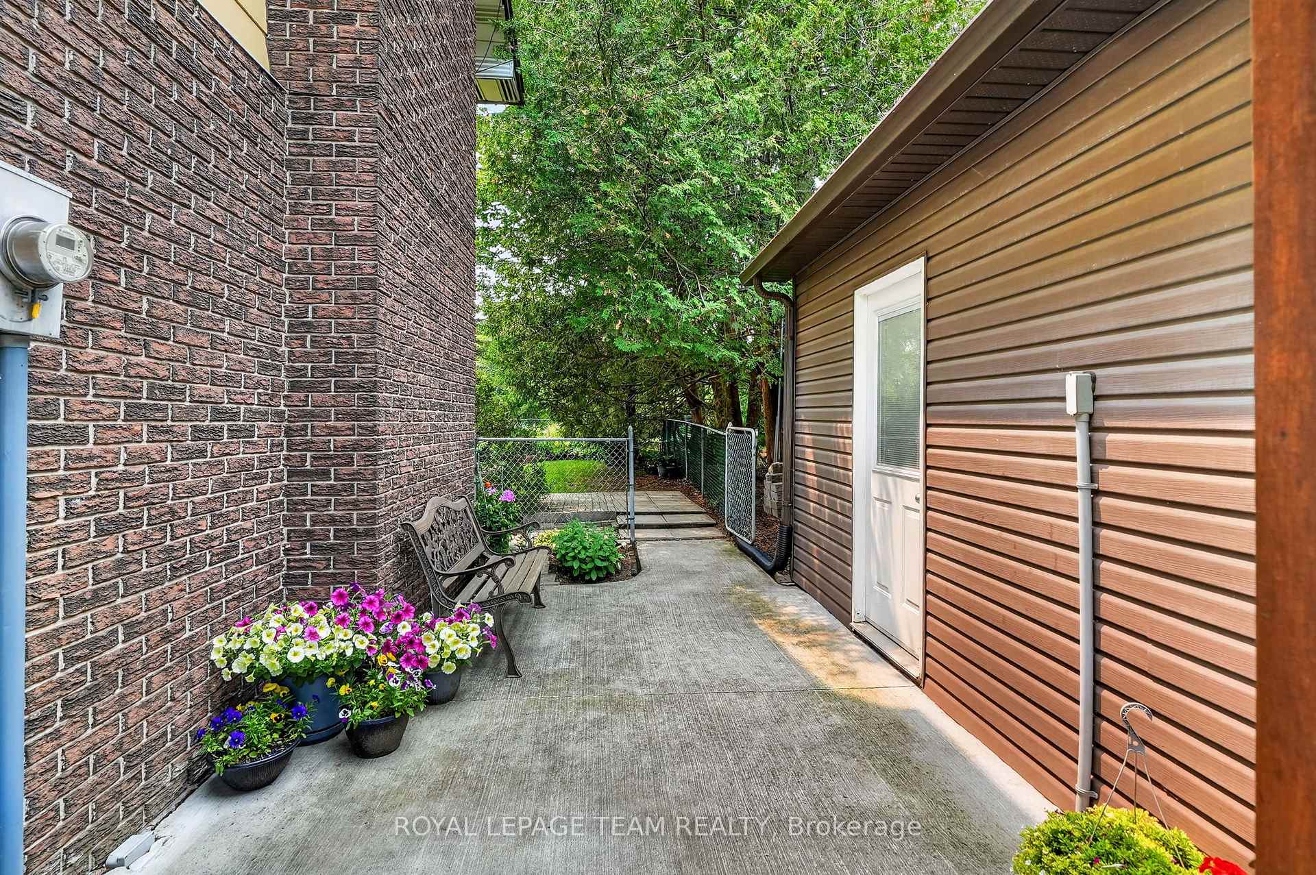 Photo 41 of 5584 First Line Road, Ottawa, Manotick South to Roger Stevens — HOMEH