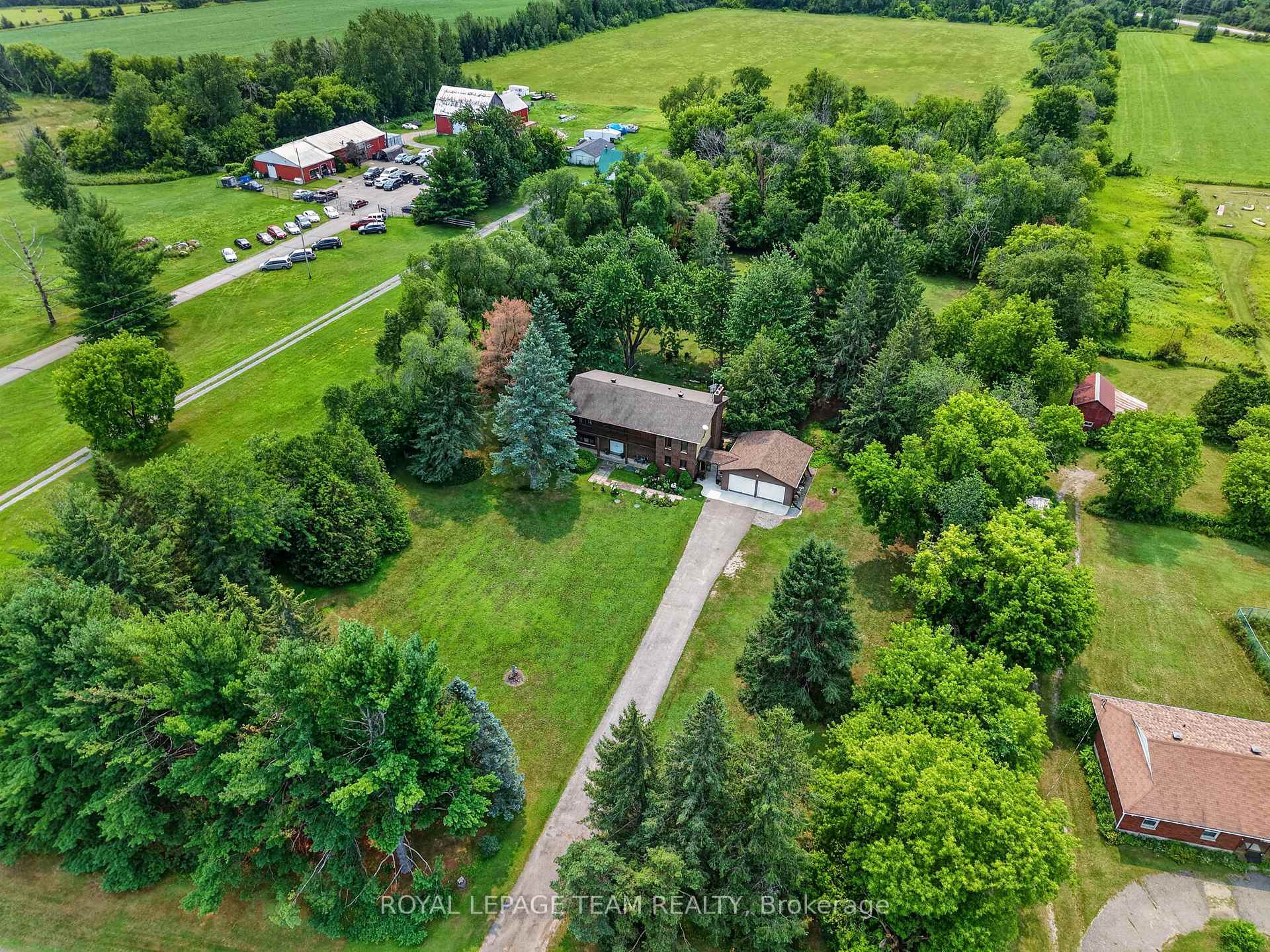 Photo of 5584 First Line Road