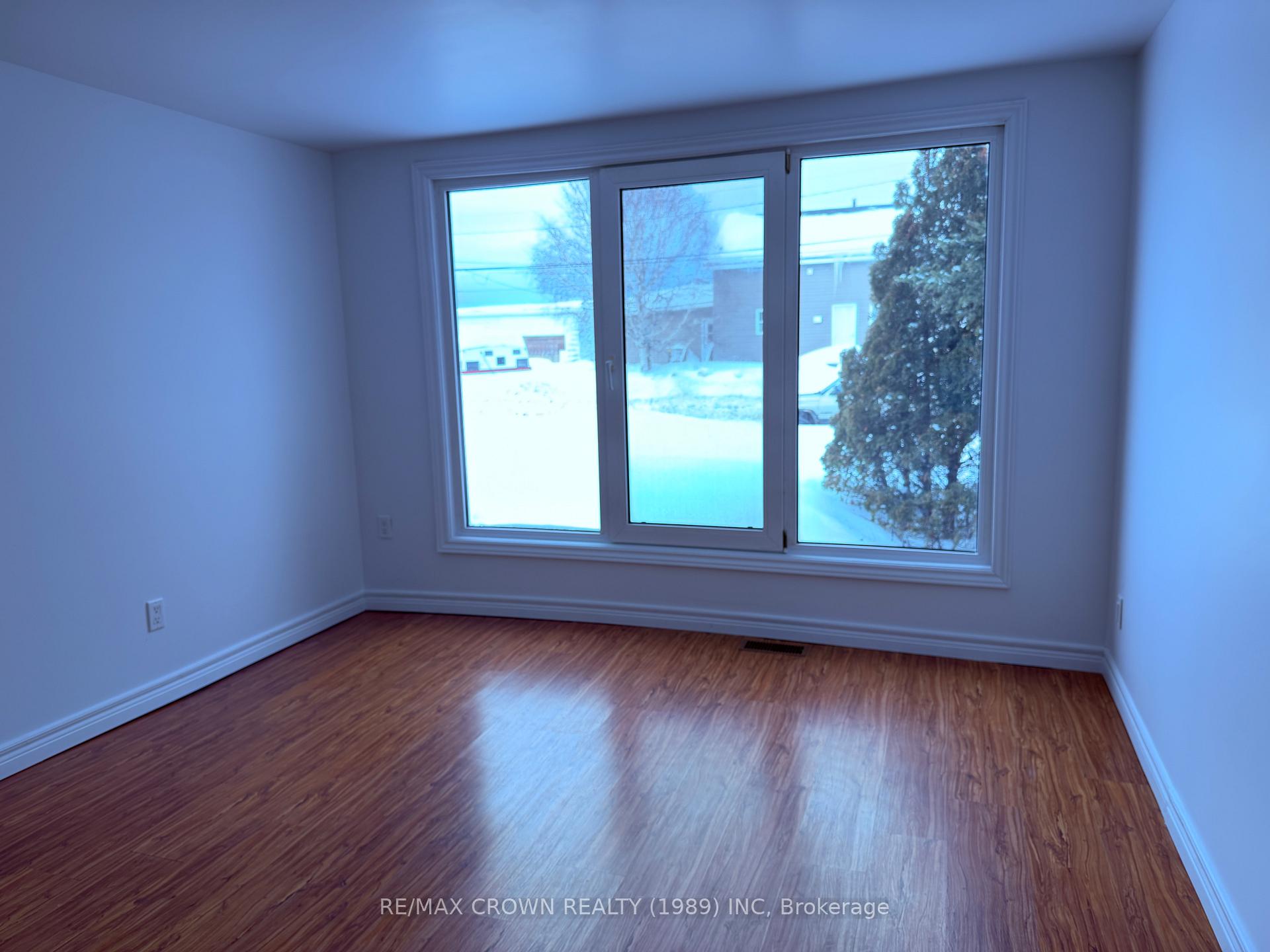 Photo 17 of 7 Brunelle Road N, Kapuskasing — HOMEH