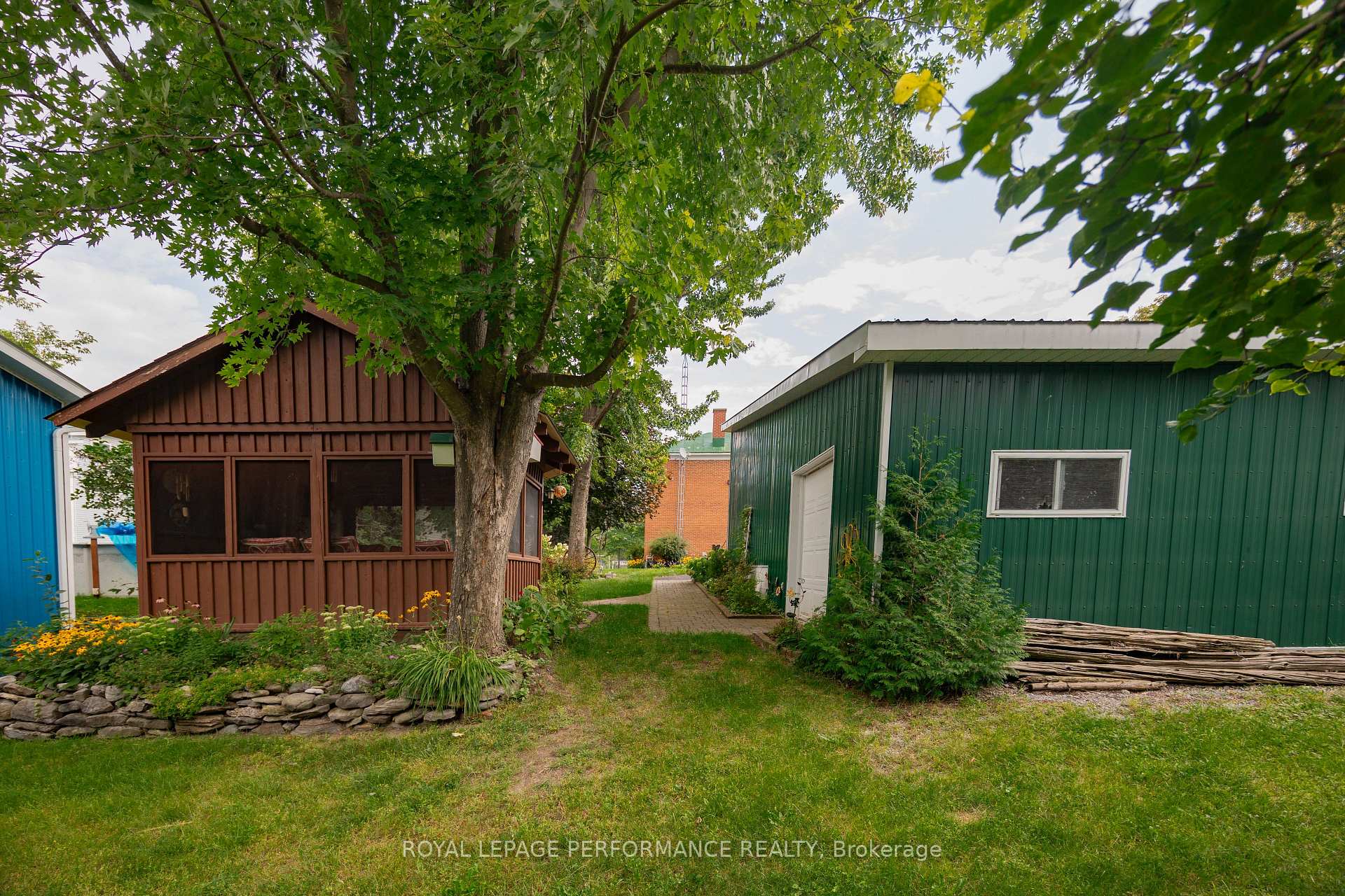 Photo 6 of 174 Main Street S, North Glengarry, Alexandria — HOMEH