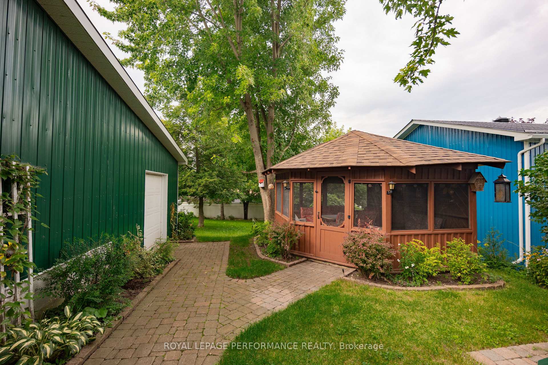 Photo 16 of 174 Main Street S, North Glengarry, Alexandria — HOMEH