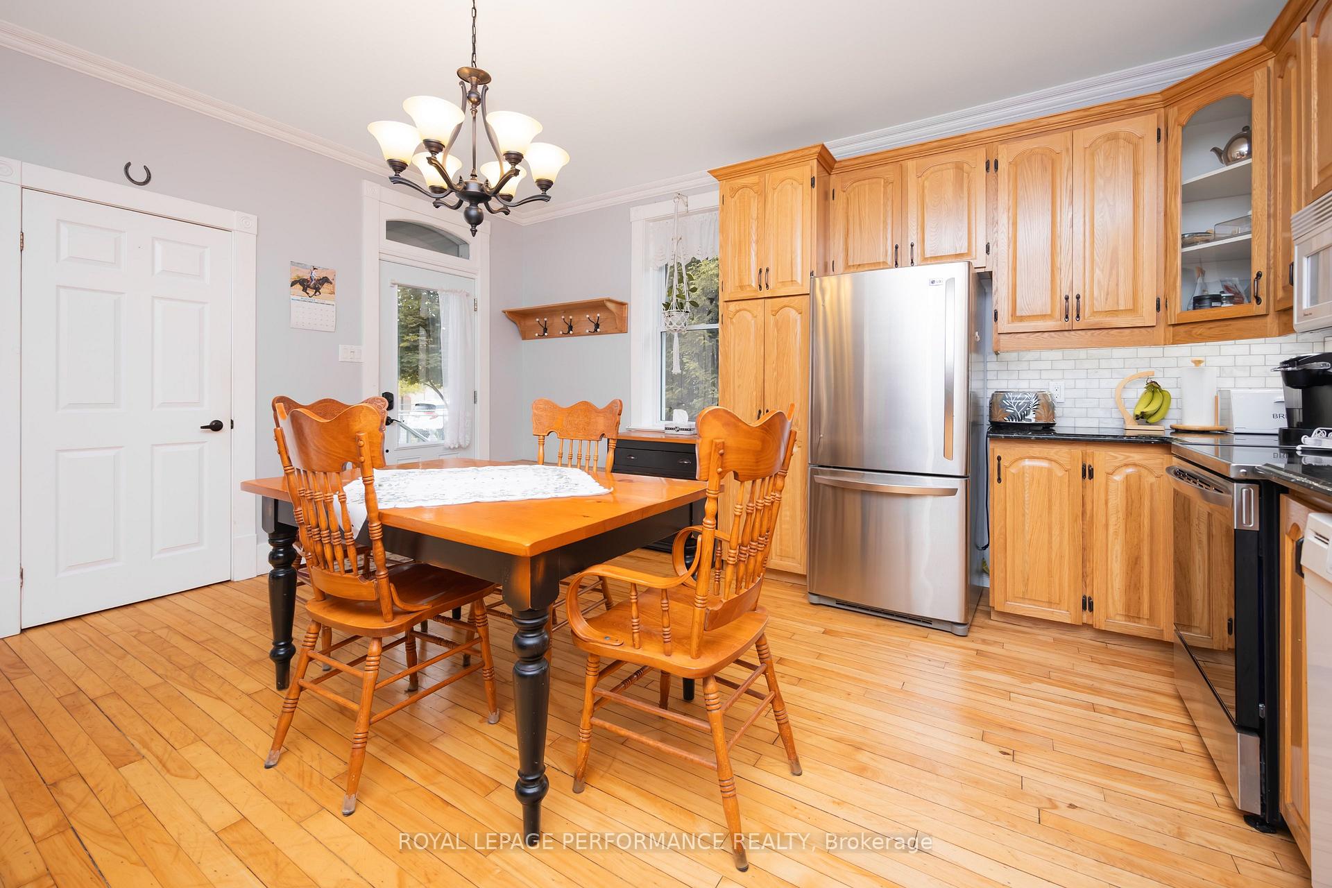 Photo 21 of 174 Main Street S, North Glengarry, Alexandria — HOMEH