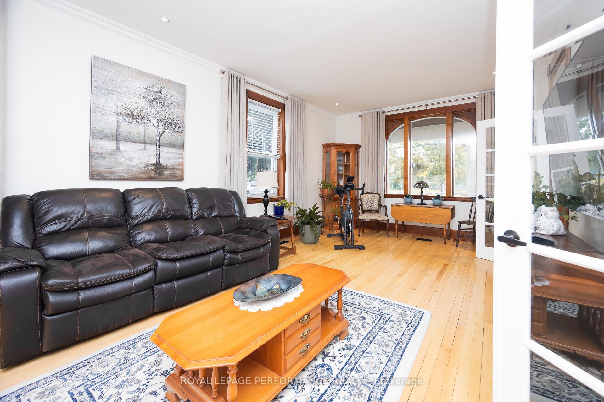 Photo 22 of 174 Main Street S, North Glengarry, Alexandria — HOMEH