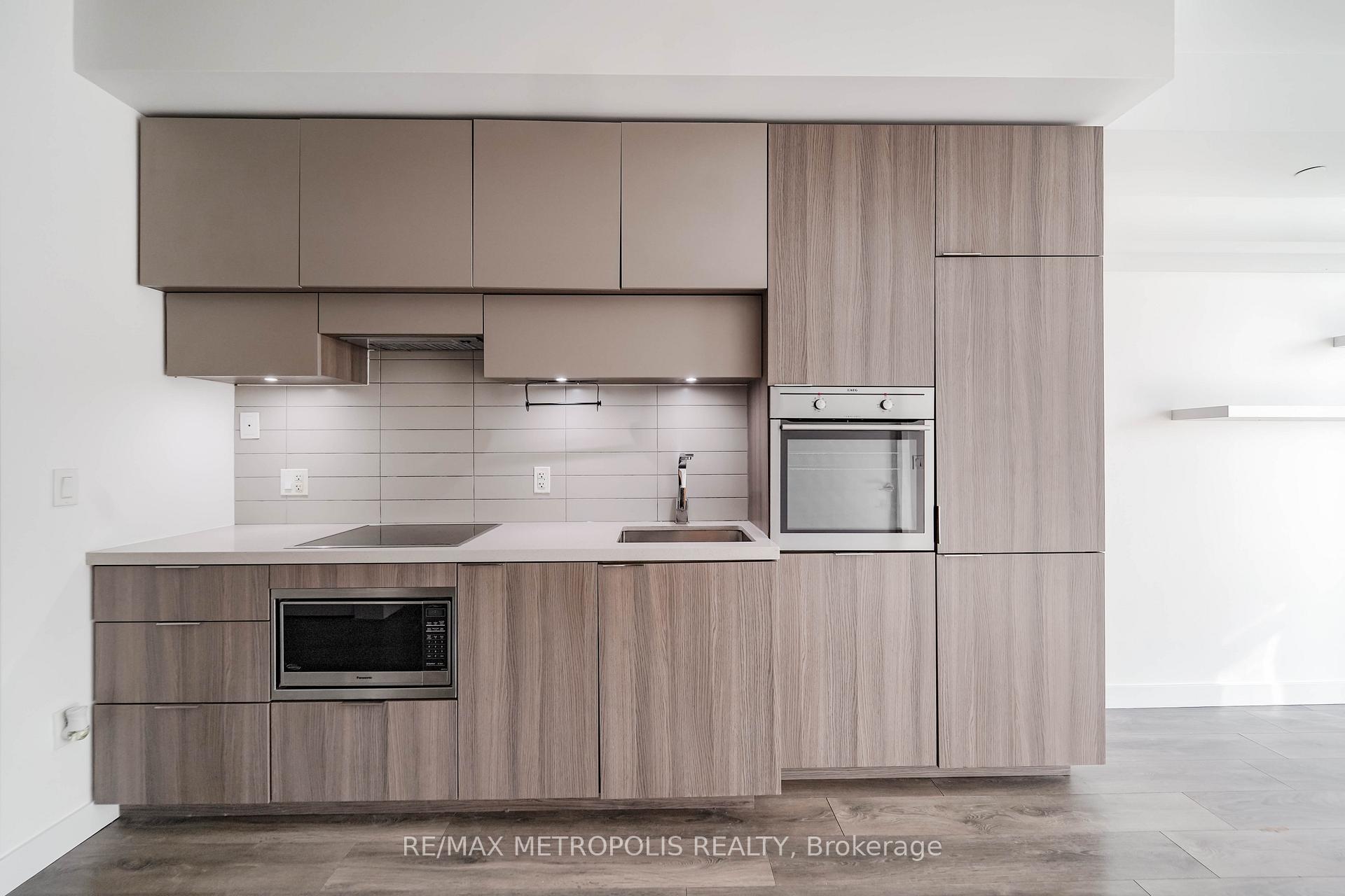 Photo 16 of Unit 1504, 8 Eglinton Avenue E, Toronto, Mount Pleasant West — HOMEH