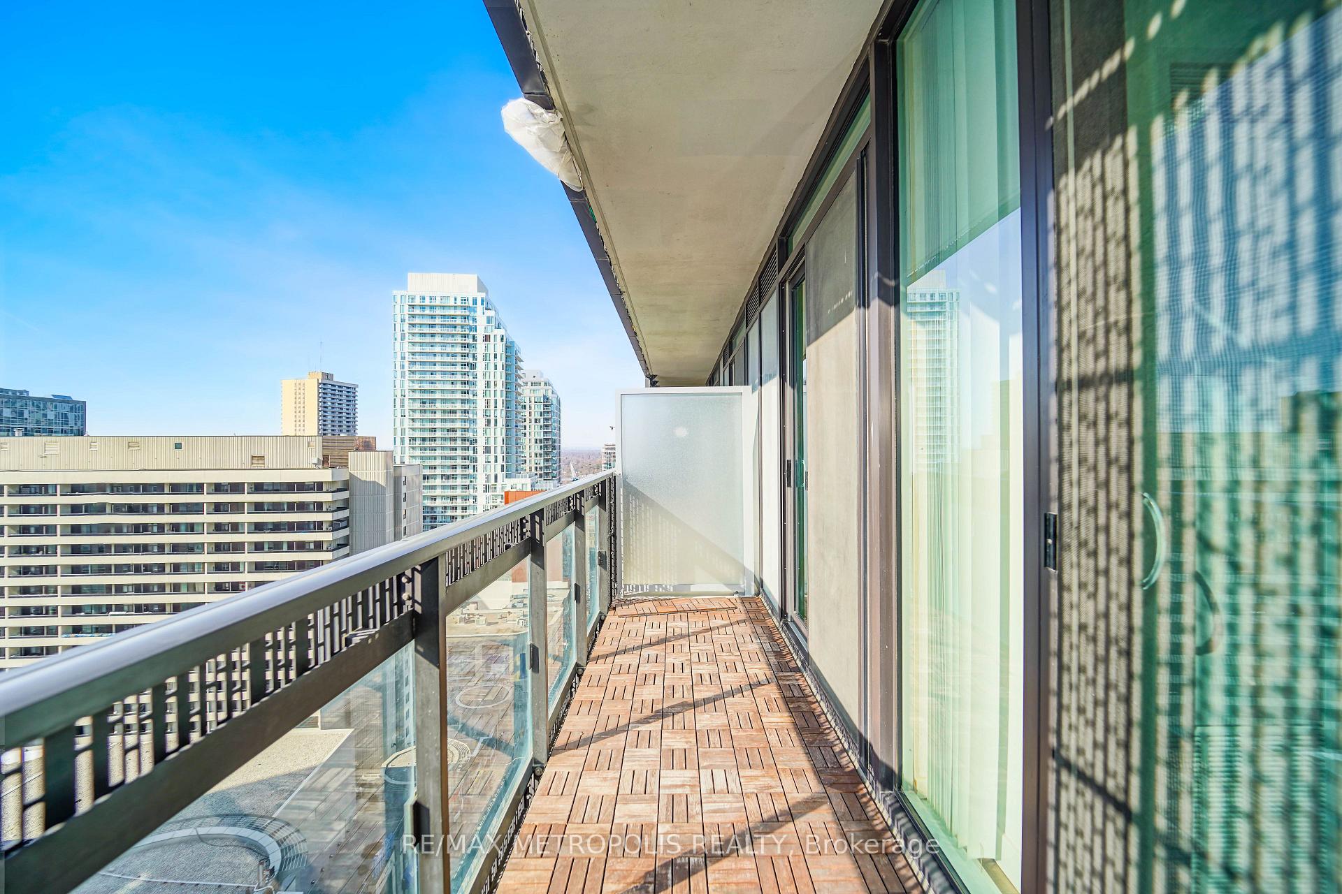 Photo 28 of Unit 1504, 8 Eglinton Avenue E, Toronto, Mount Pleasant West — HOMEH