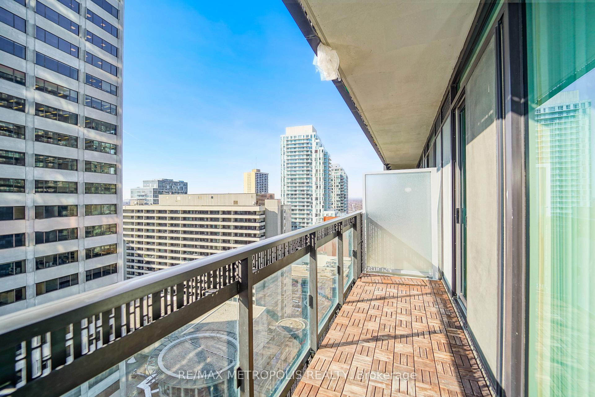 Photo 29 of Unit 1504, 8 Eglinton Avenue E, Toronto, Mount Pleasant West — HOMEH