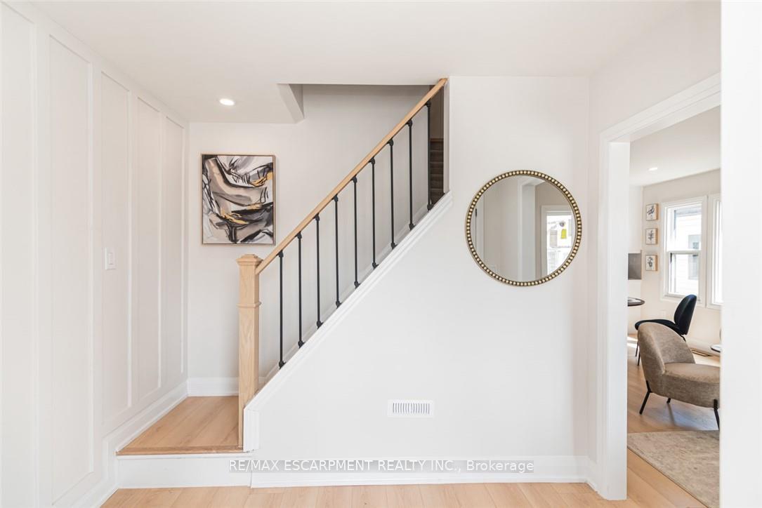 Photo 5 of 297 Britannia Avenue, Hamilton, Homeside — HOMEH