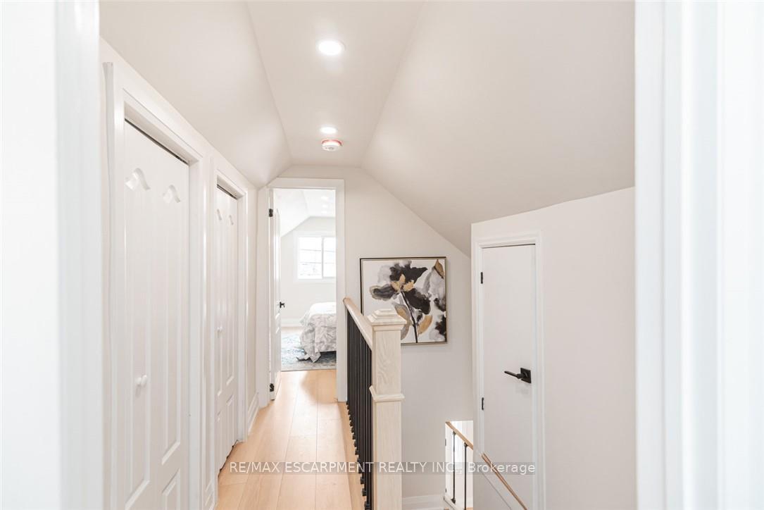 Photo 29 of 297 Britannia Avenue, Hamilton, Homeside — HOMEH