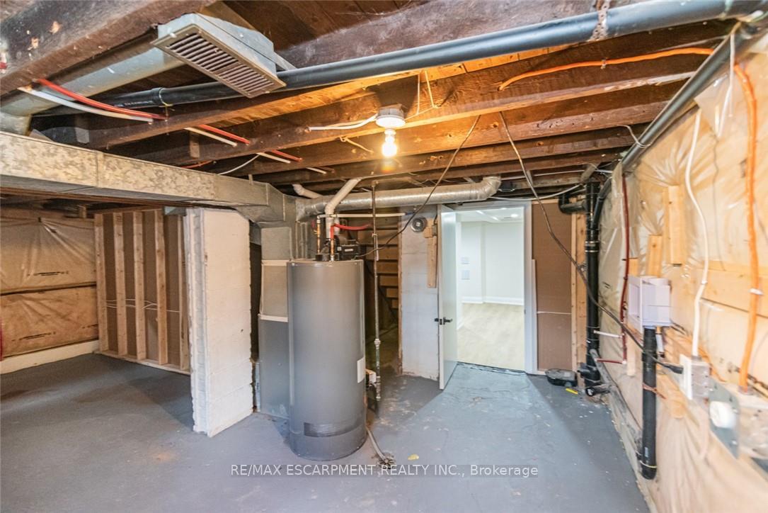 Photo 40 of 297 Britannia Avenue, Hamilton, Homeside — HOMEH