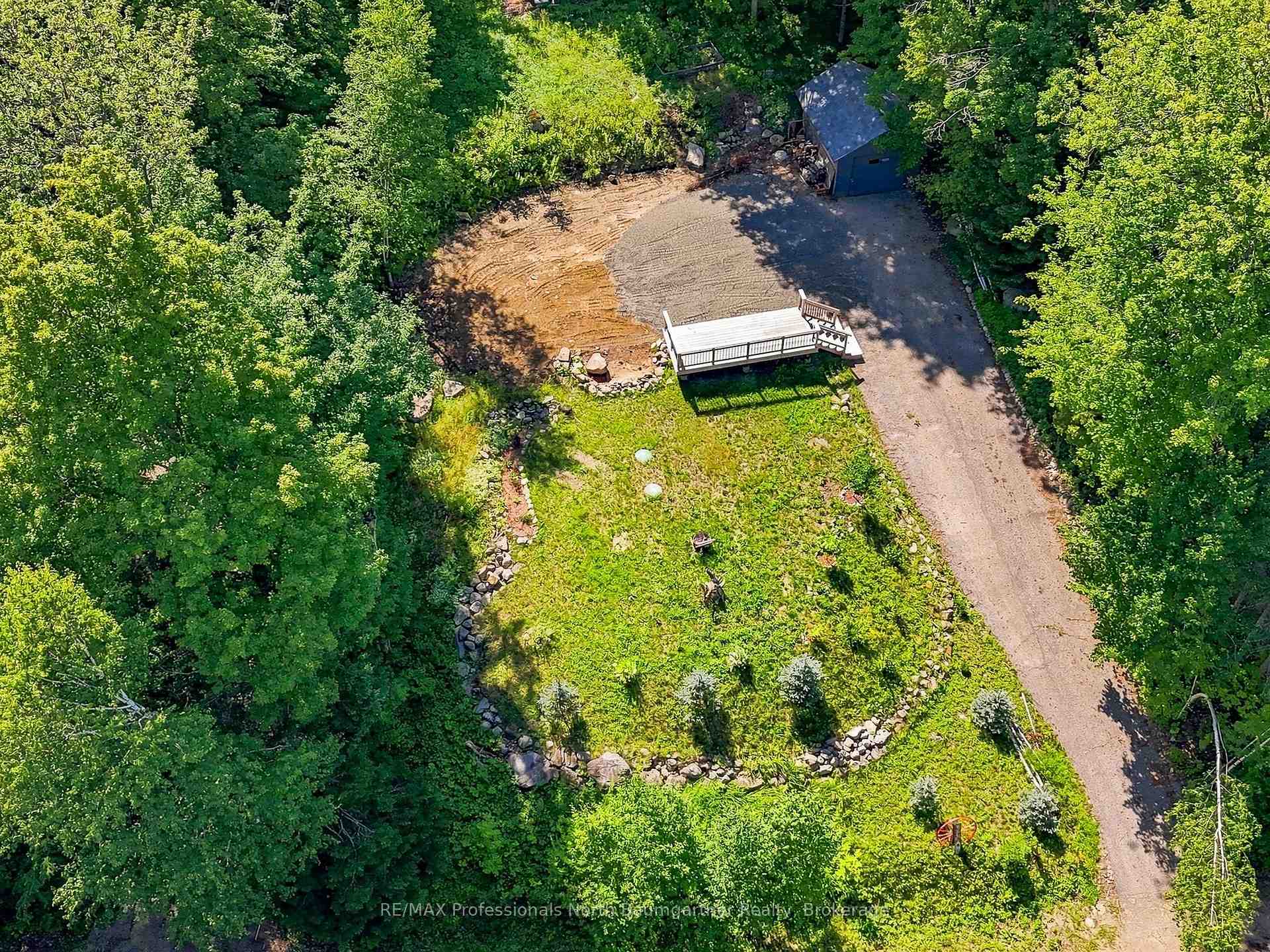 Photo of 1093 Grace River Road